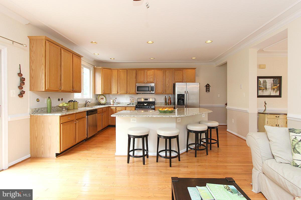 CASCADES - Residential Lease