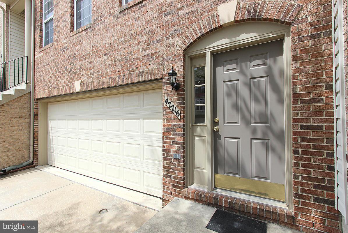 CASCADES - Residential Lease