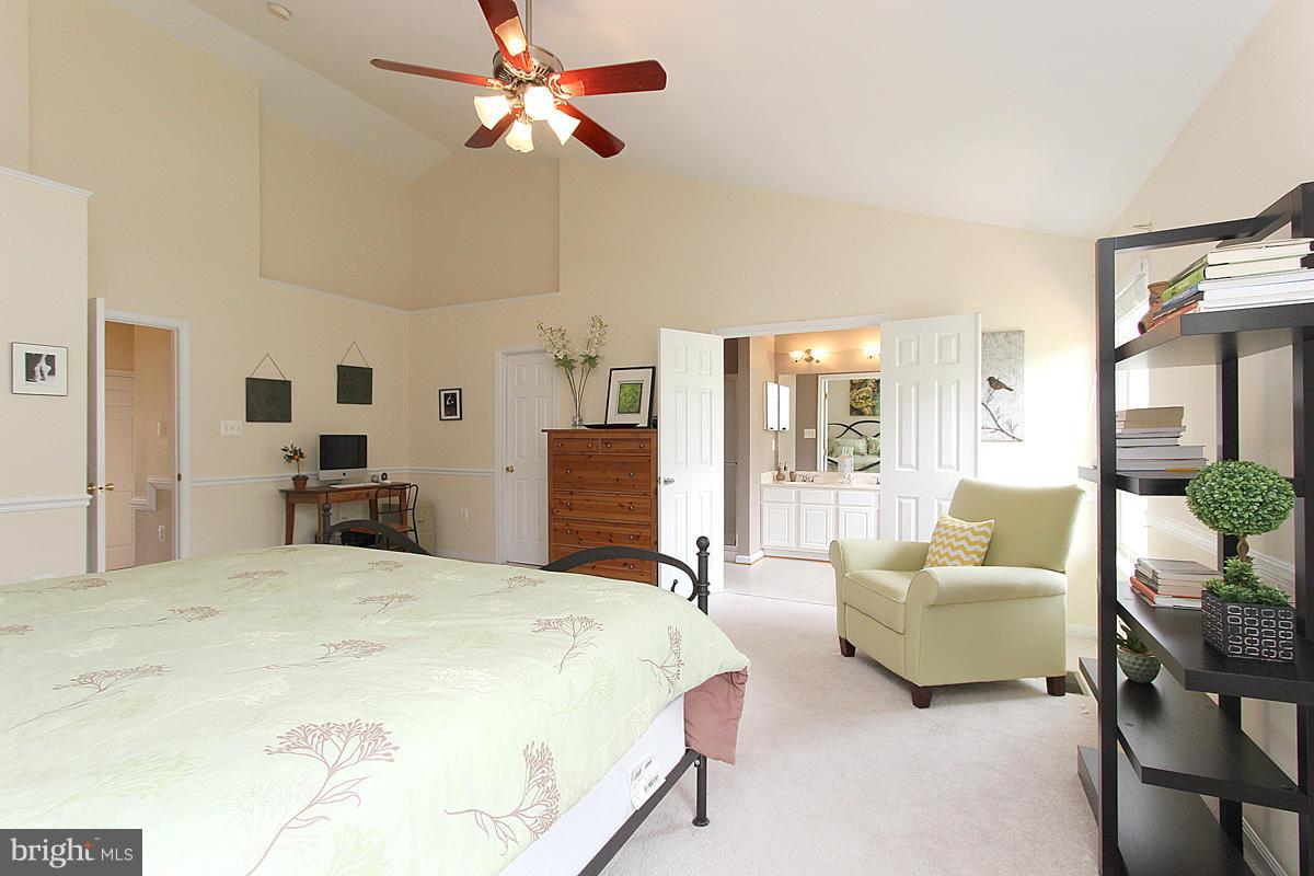 CASCADES - Residential Lease