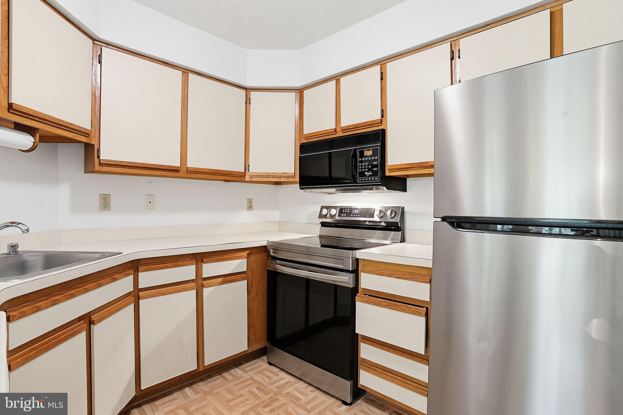 DORSEY HALL - Residential