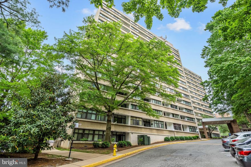 Welcome to Highpointe! This sun-filled 2BR/1BA condo on the 11th floor offers stunning panoramic views, brand new carpet and paint, and a private balcony. The open living room flows into a bright dining area, while the kitchen features ample storage and modern finishes. Two large bedrooms offer excellent closet space and natural light.

💼 Two options available:
→ Standard lease (12\24m)
→ Lease-to-own for qualified tenants

Enjoy full community amenities: swimming pool with hot tub, fitness center, tennis court, grilling area, pet relief trail. Includes 2 reserved parking spaces (#257 & #268) located directly next to the tennis court.

Minutes to I-395, Pentagon, Old Town Alexandria, and Washington, D.C. 
Available now — schedule your tour today!