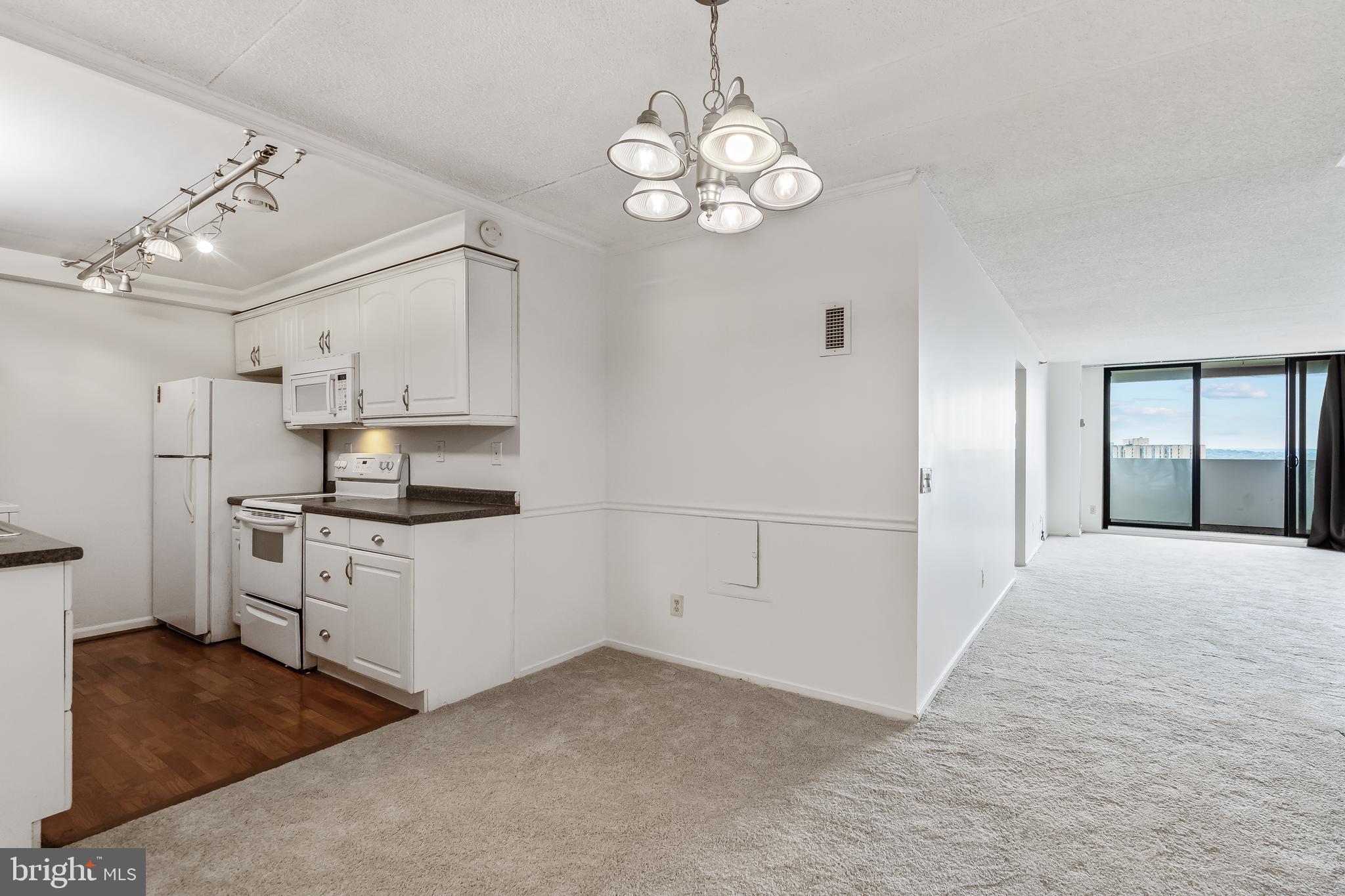 HIGHPOINTE - Residential Lease