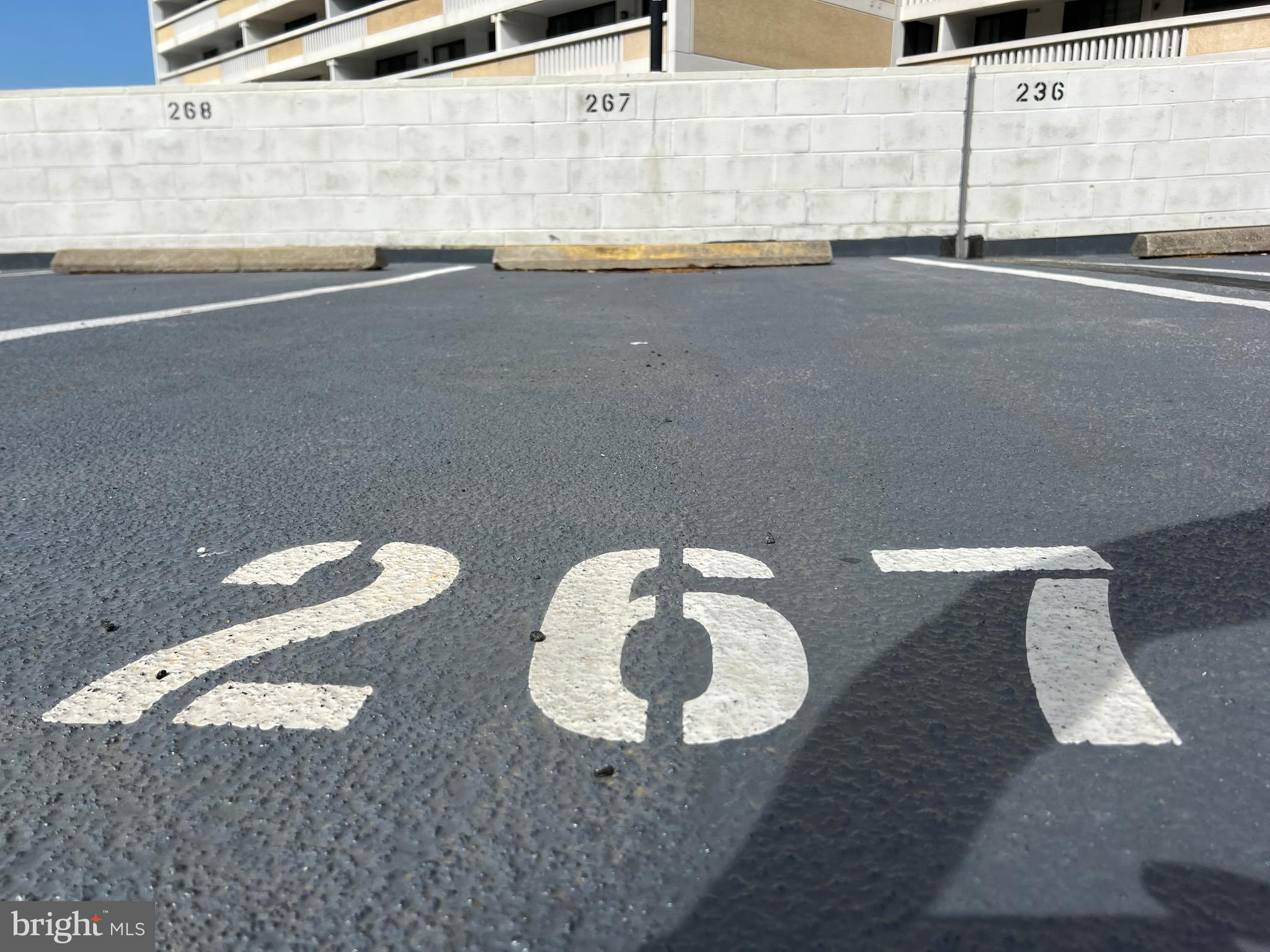 HIGHPOINTE - Residential Lease