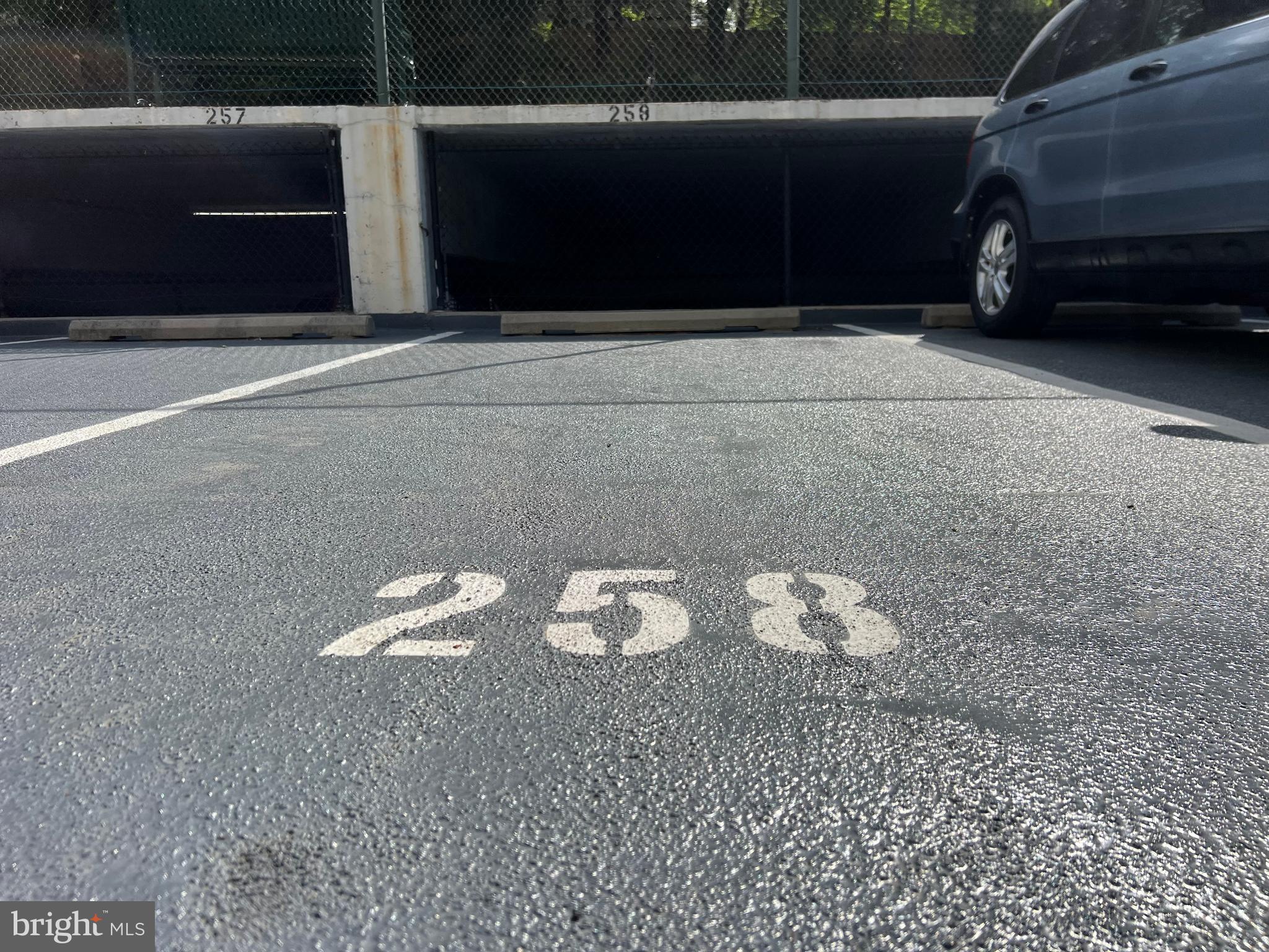 HIGHPOINTE - Residential Lease