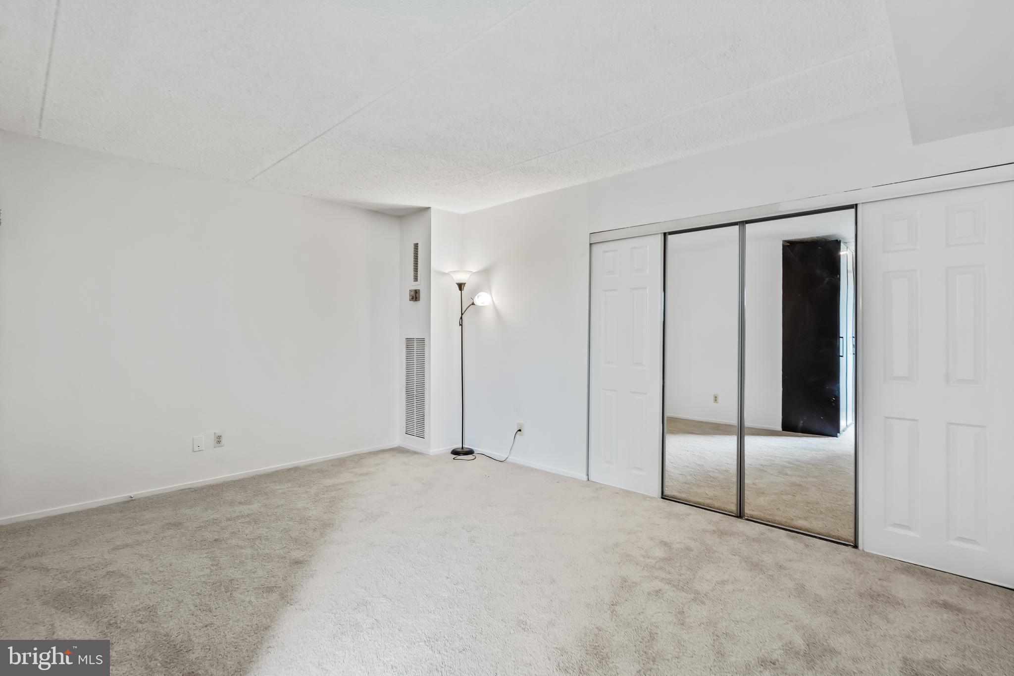 HIGHPOINTE - Residential Lease