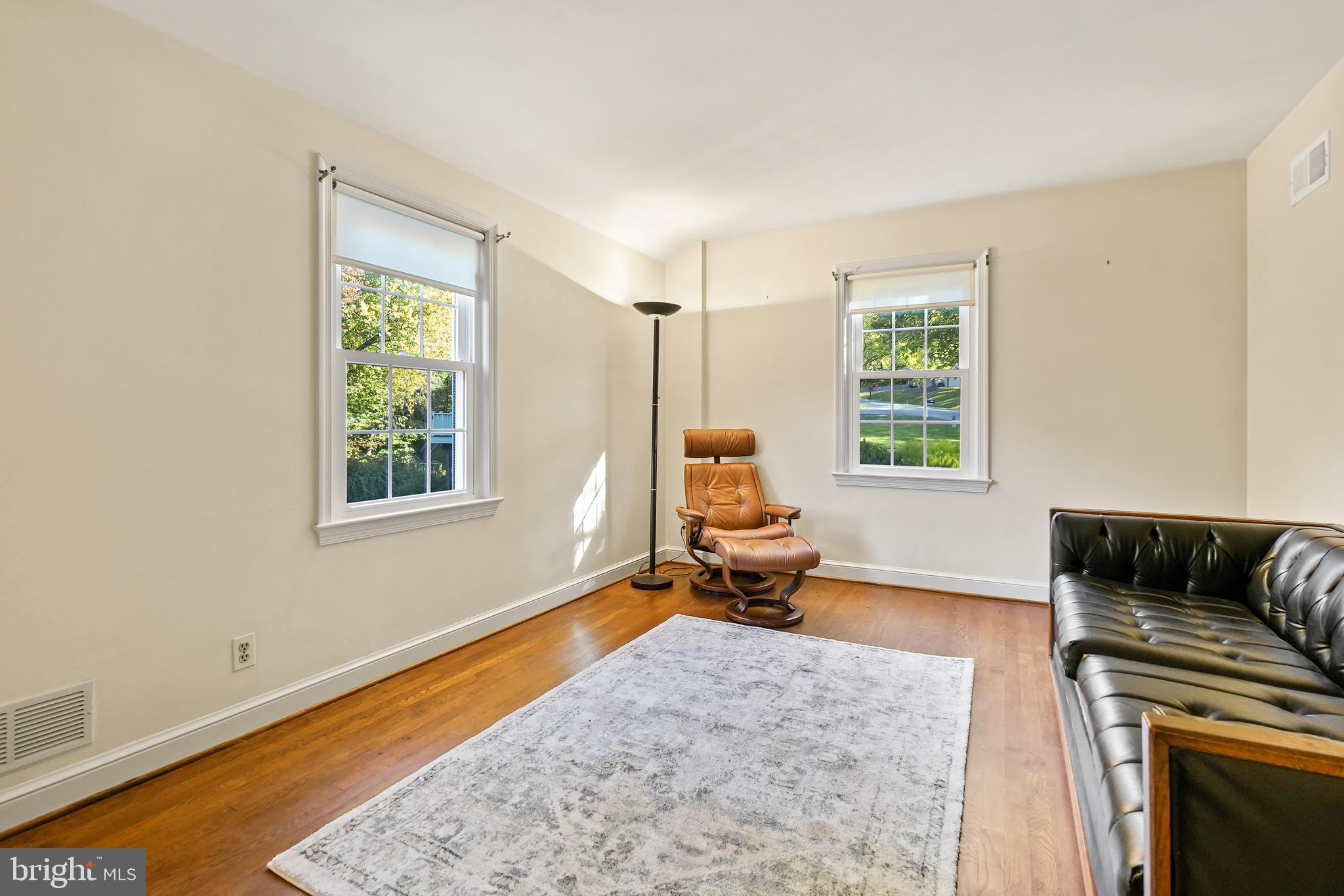 WINDSOR HILLS - Residential