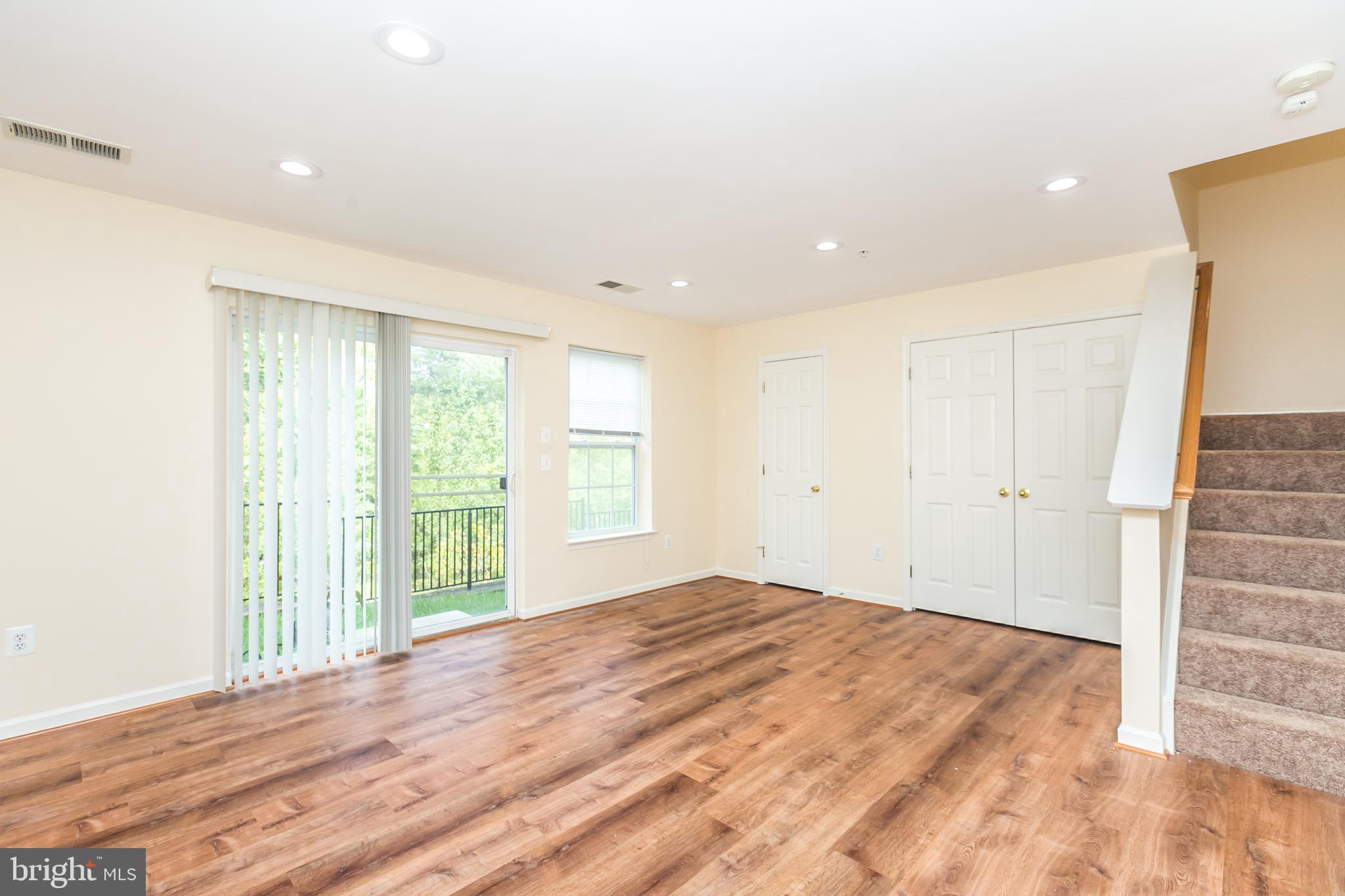 WATERS EDGE - Residential Lease