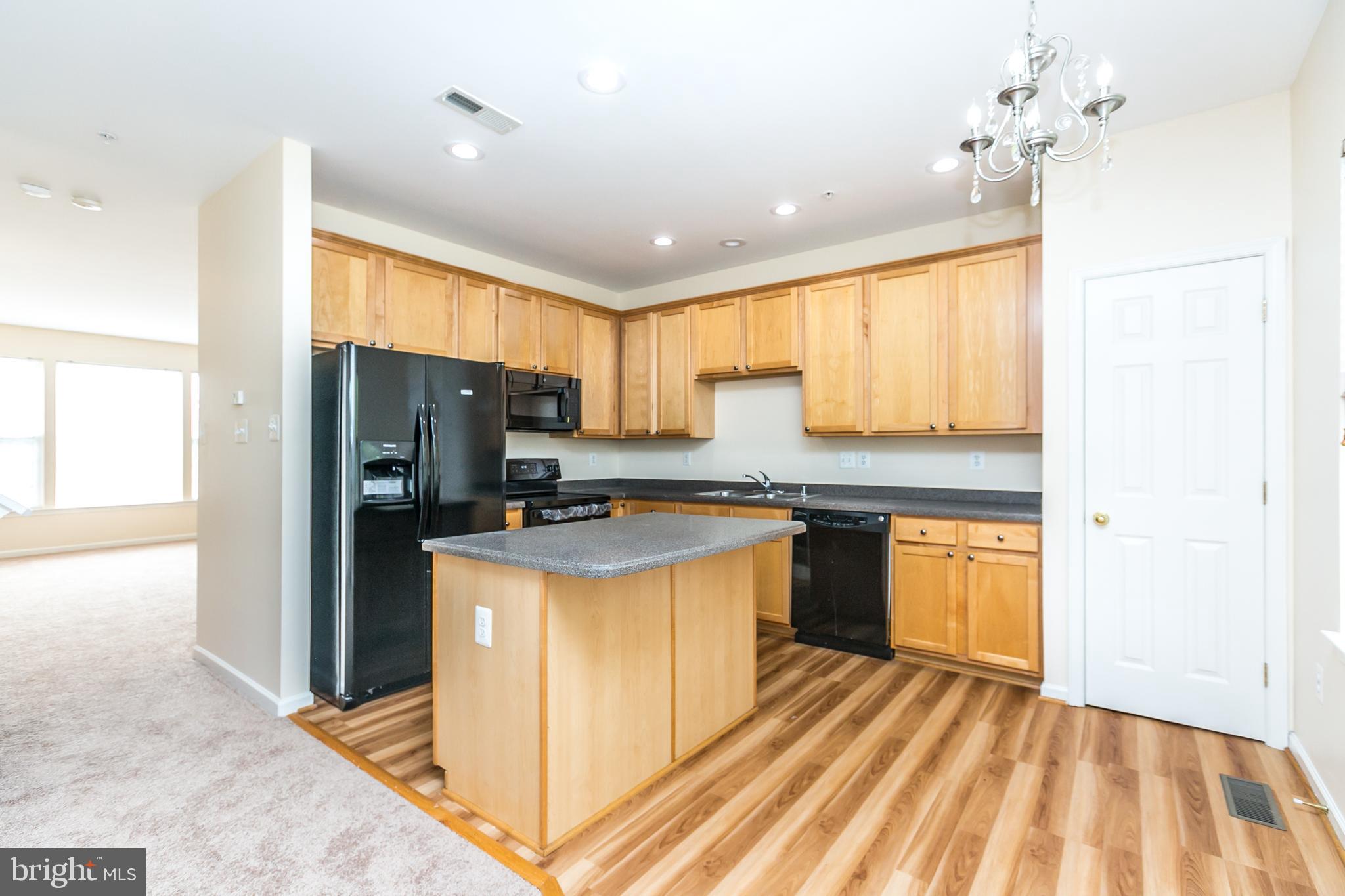 WATERS EDGE - Residential Lease