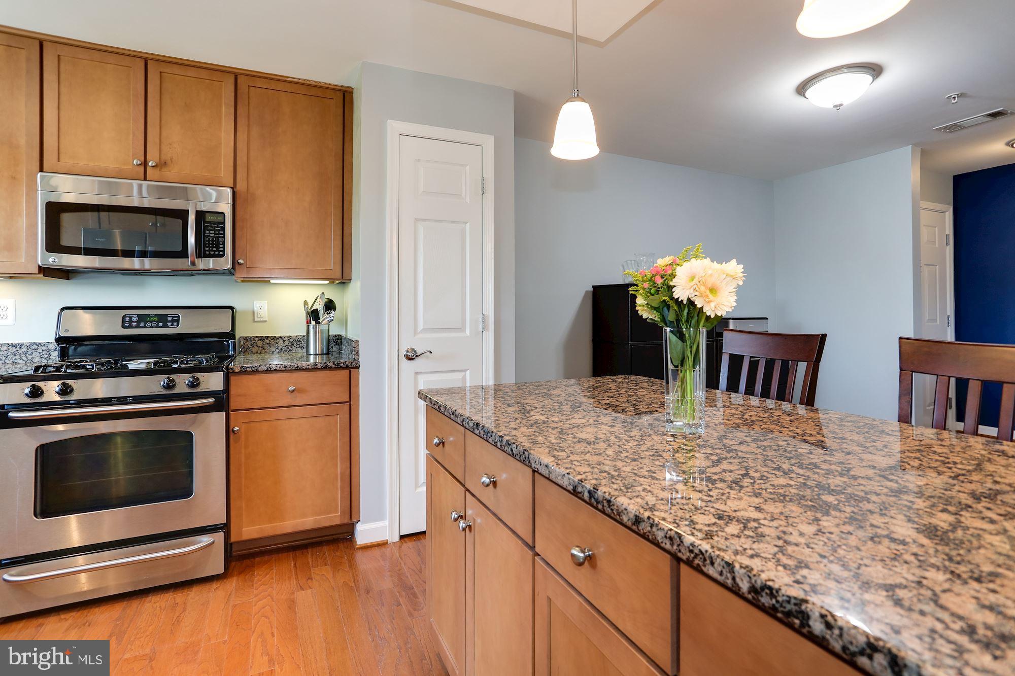 WEST VILLAGE OF SHIRLINGTON - Residential