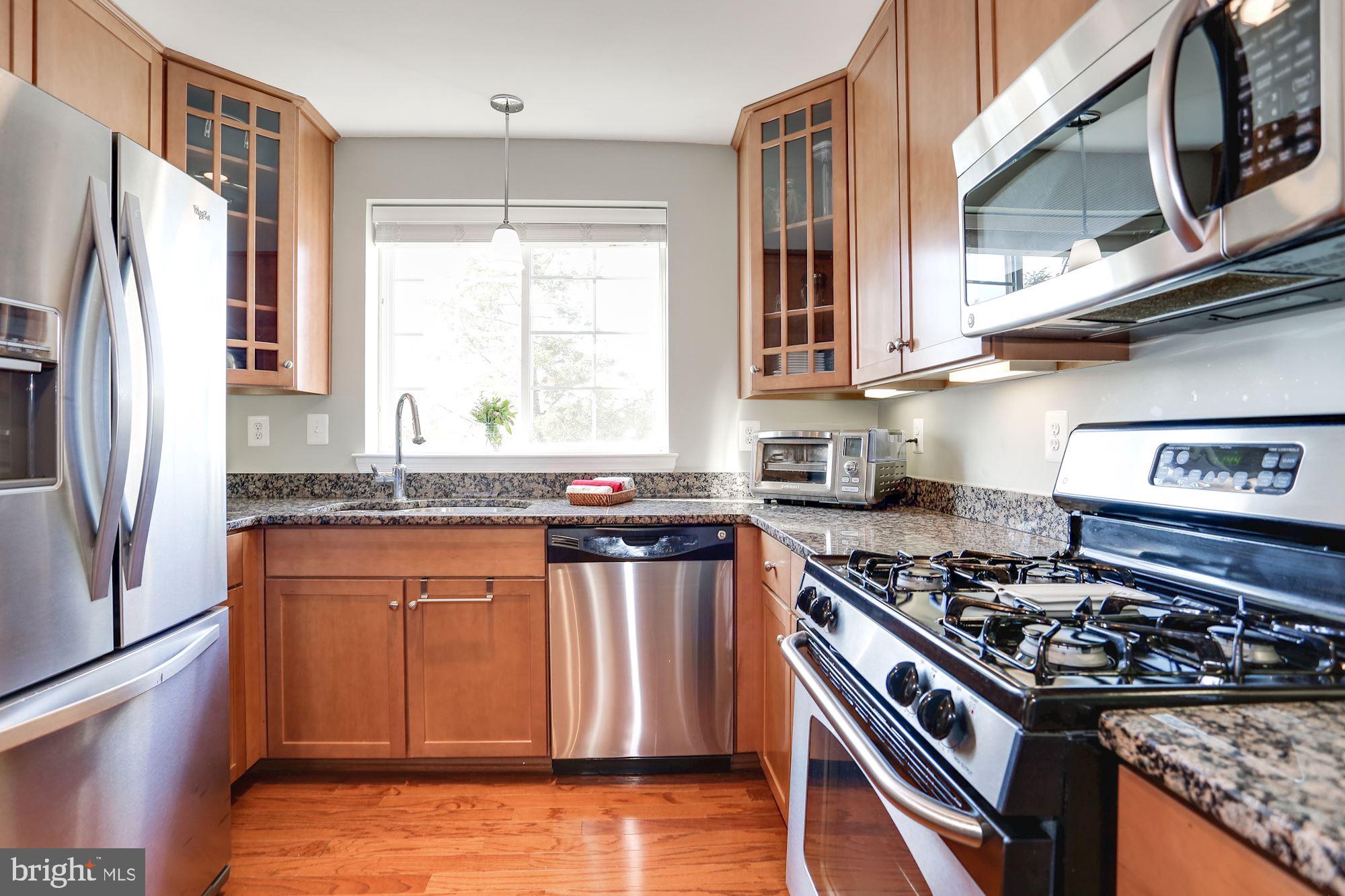 WEST VILLAGE OF SHIRLINGTON - Residential