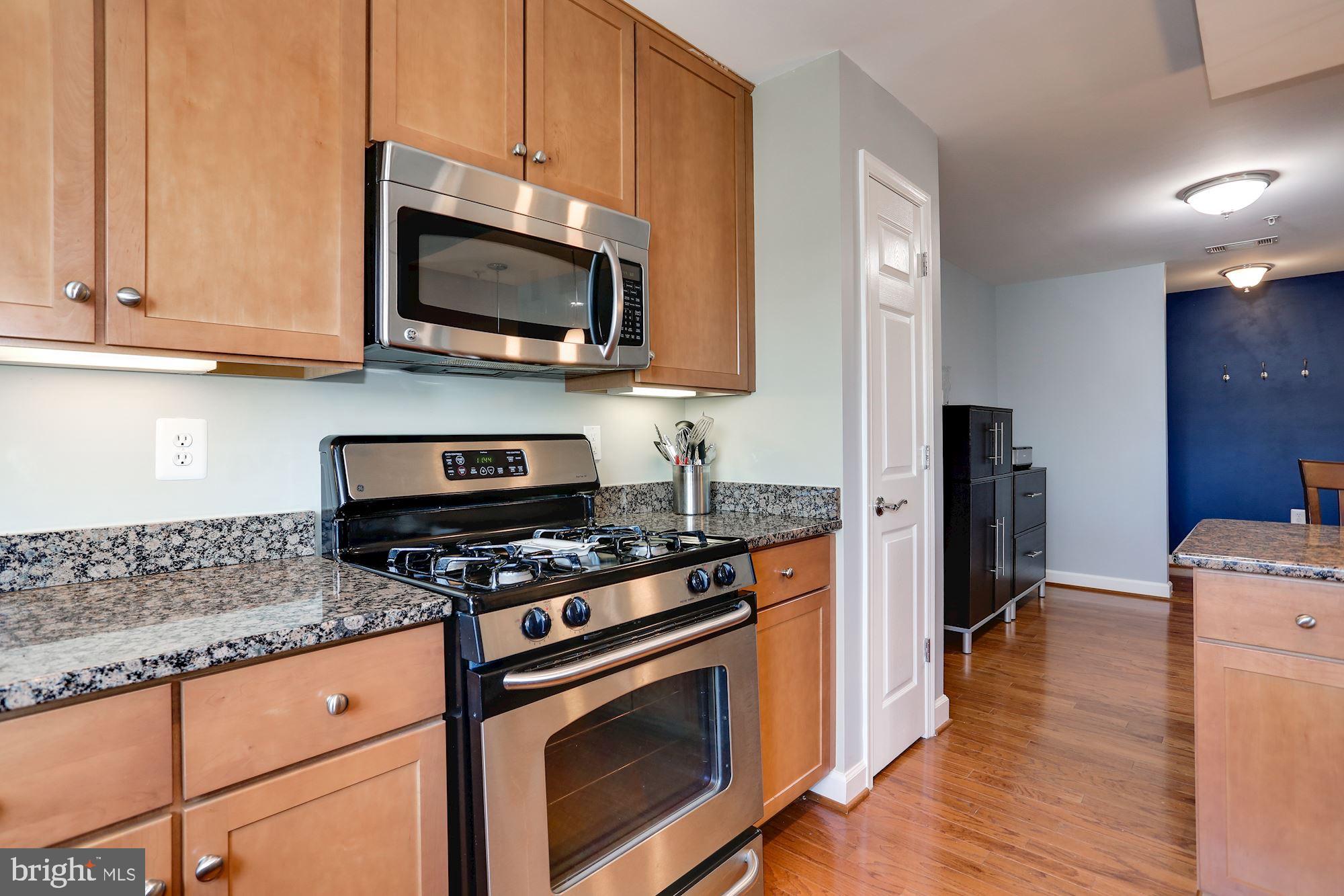 WEST VILLAGE OF SHIRLINGTON - Residential