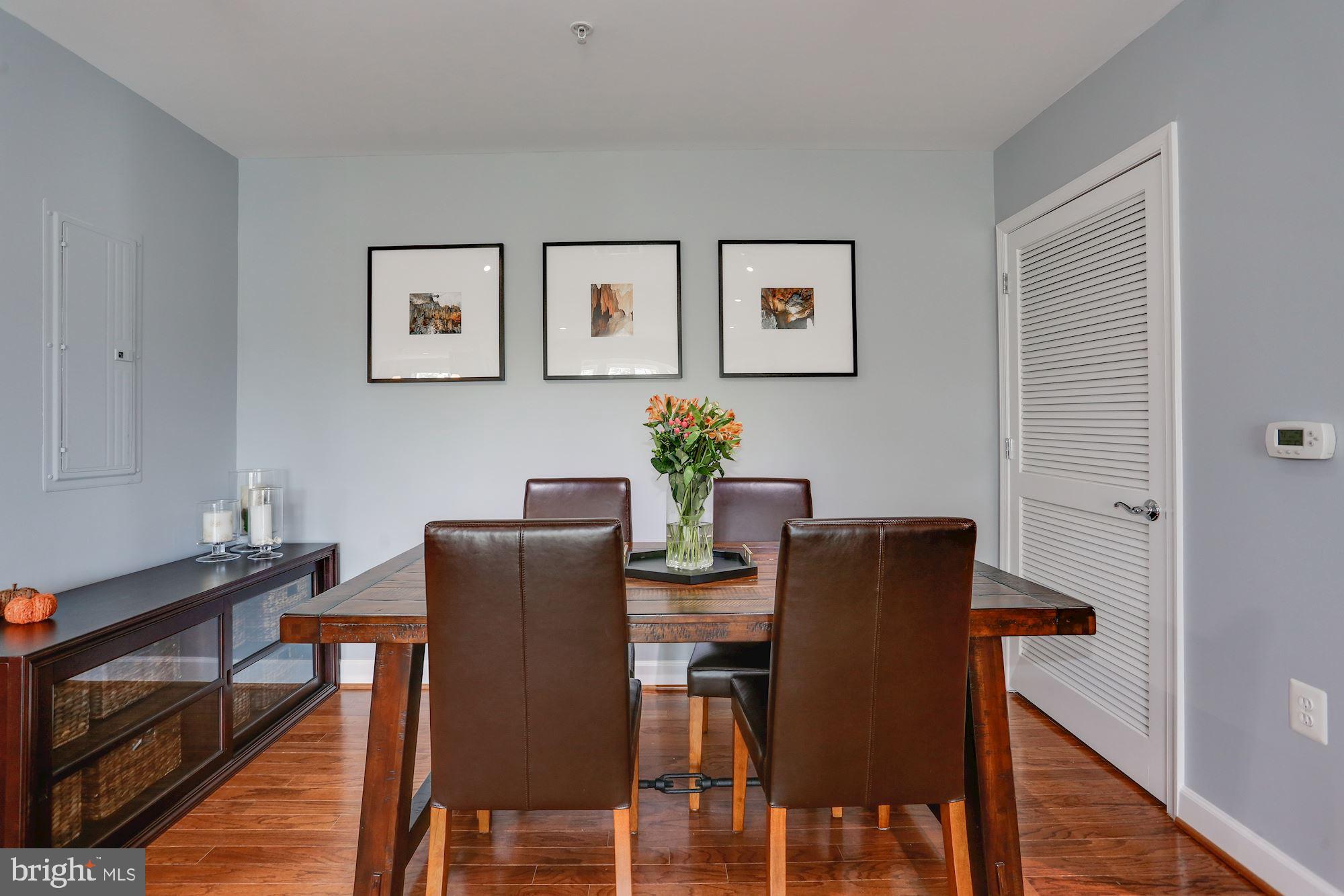 WEST VILLAGE OF SHIRLINGTON - Residential