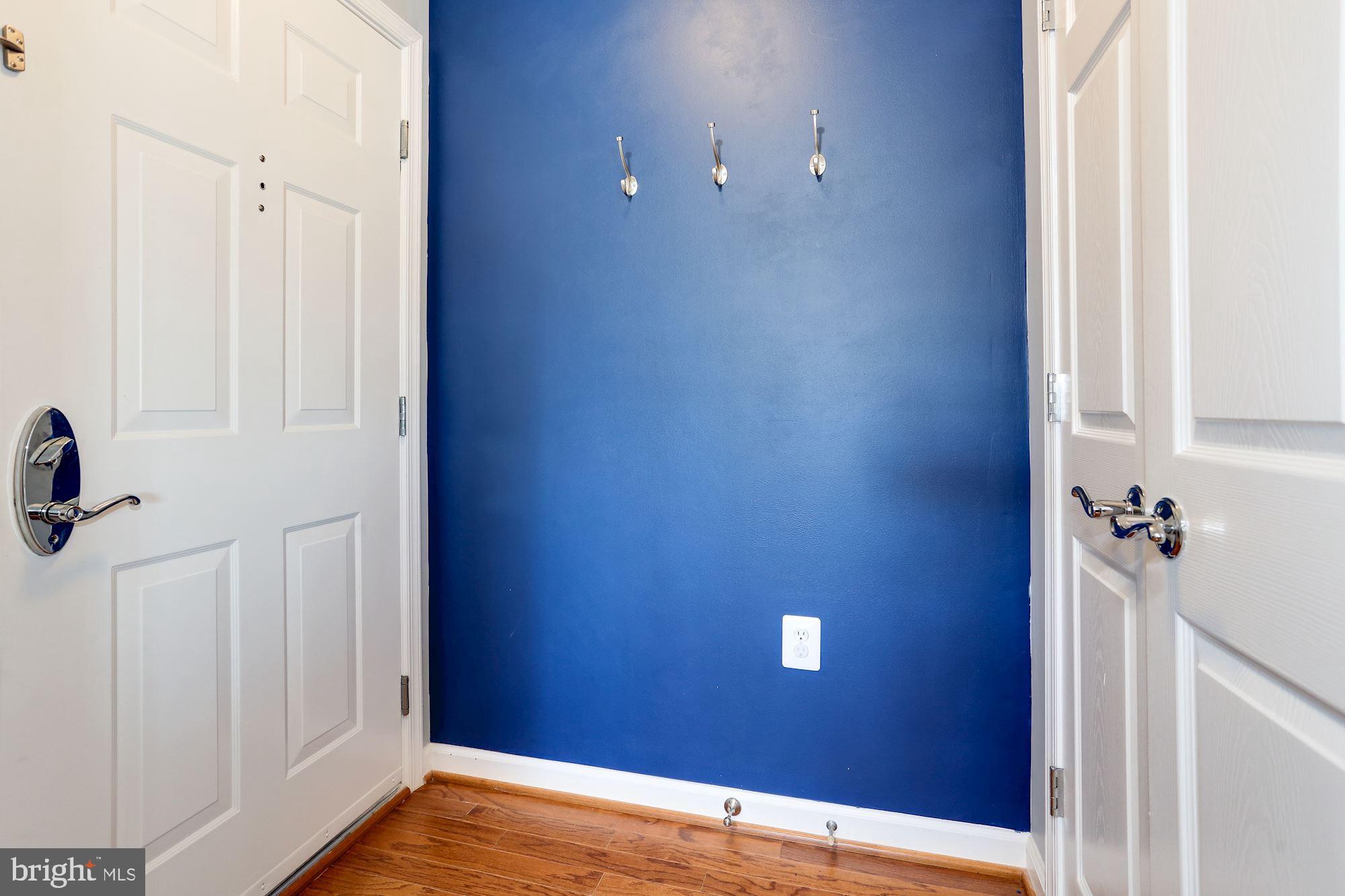 WEST VILLAGE OF SHIRLINGTON - Residential