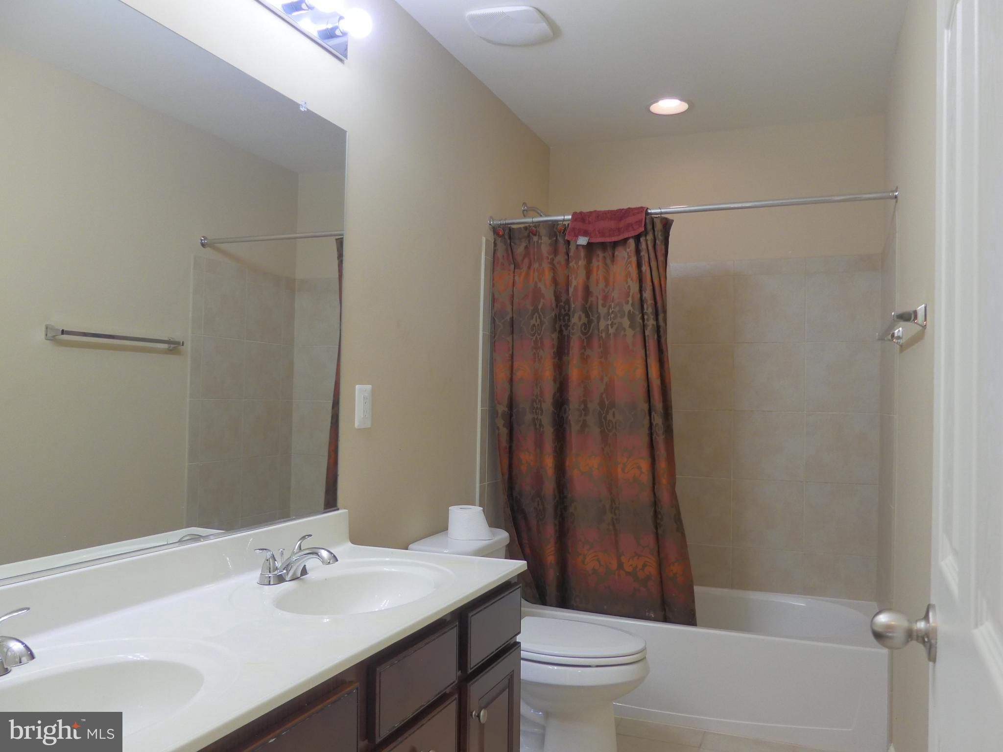 PORT POTOMAC - Residential