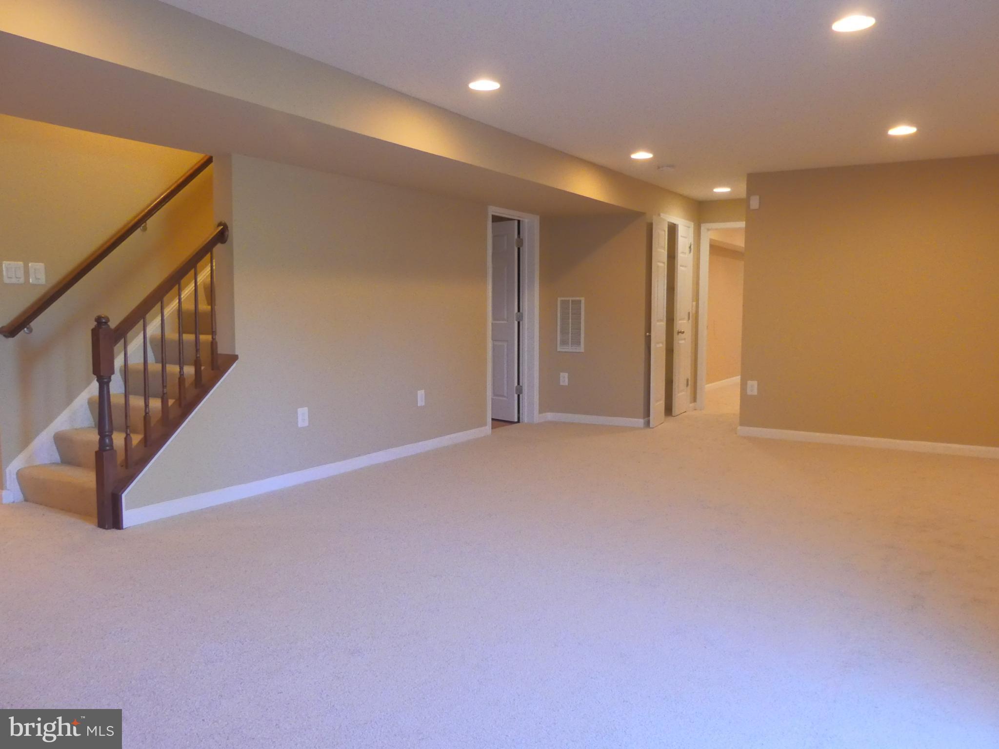 PORT POTOMAC - Residential