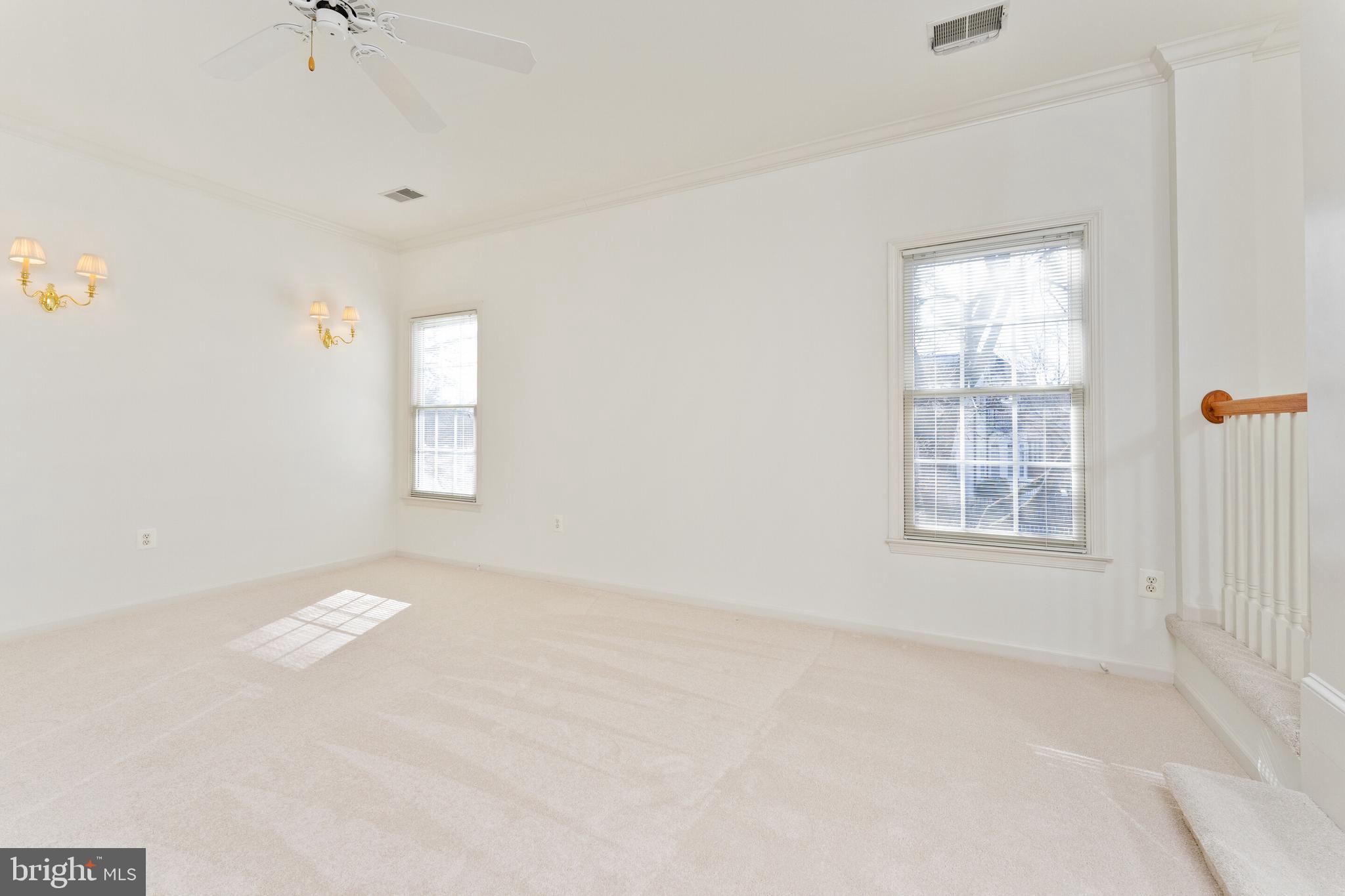 EDGEMOORE MANOR - Residential