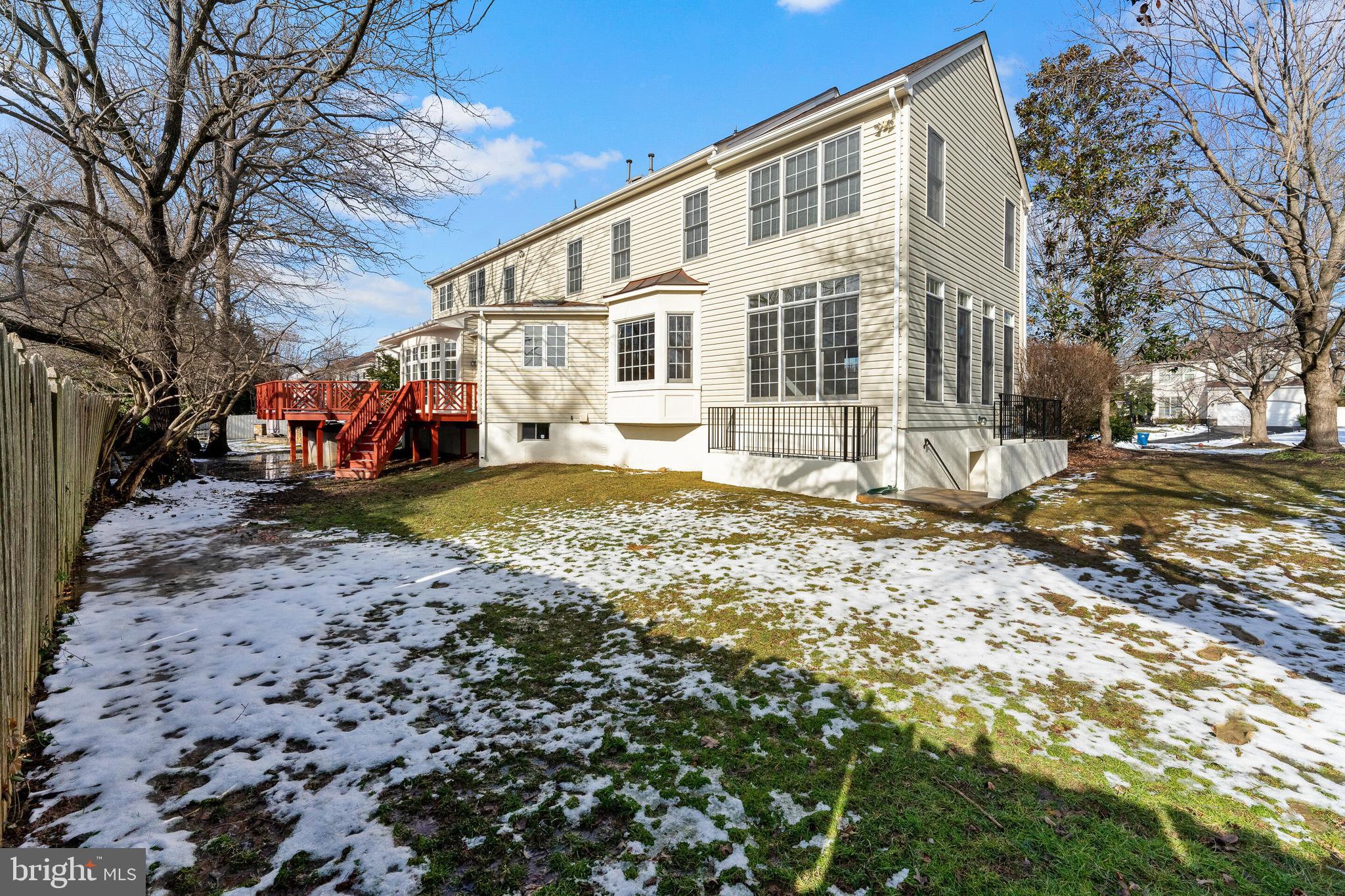 EDGEMOORE MANOR - Residential