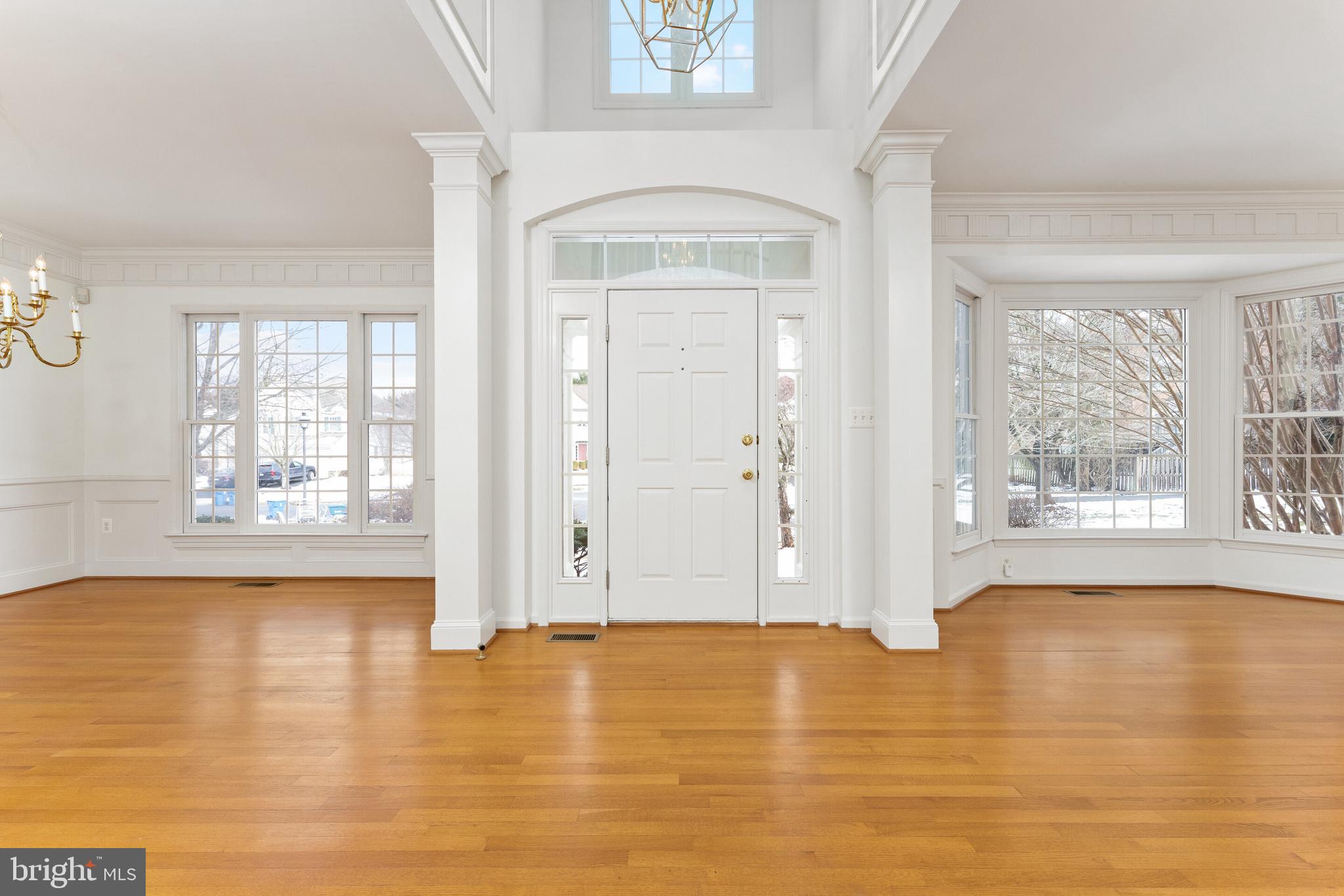 EDGEMOORE MANOR - Residential