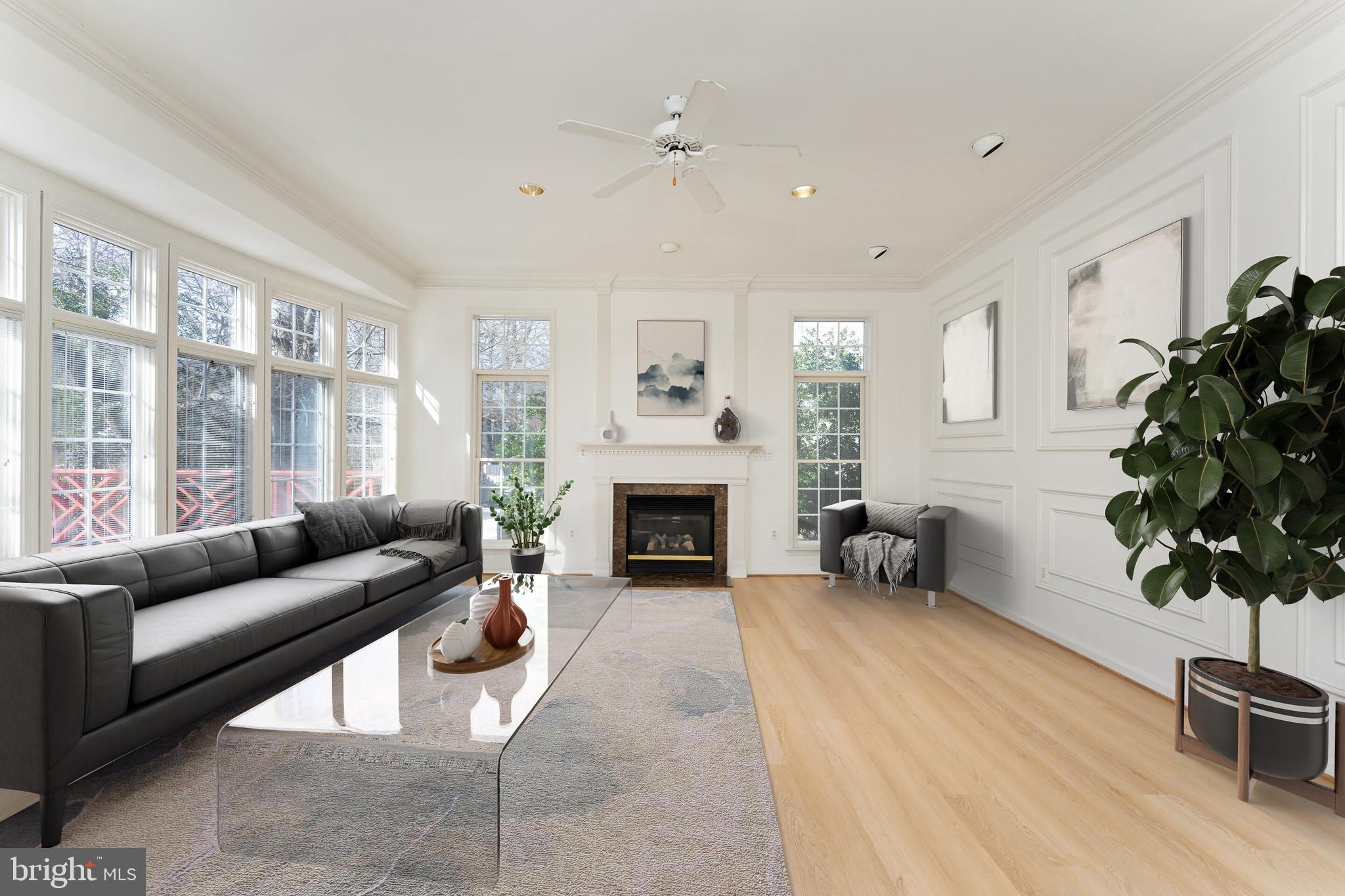 EDGEMOORE MANOR - Residential