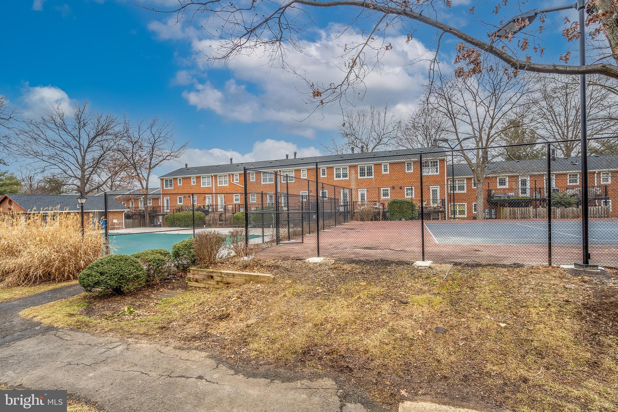 THE ARLINGTON - Residential