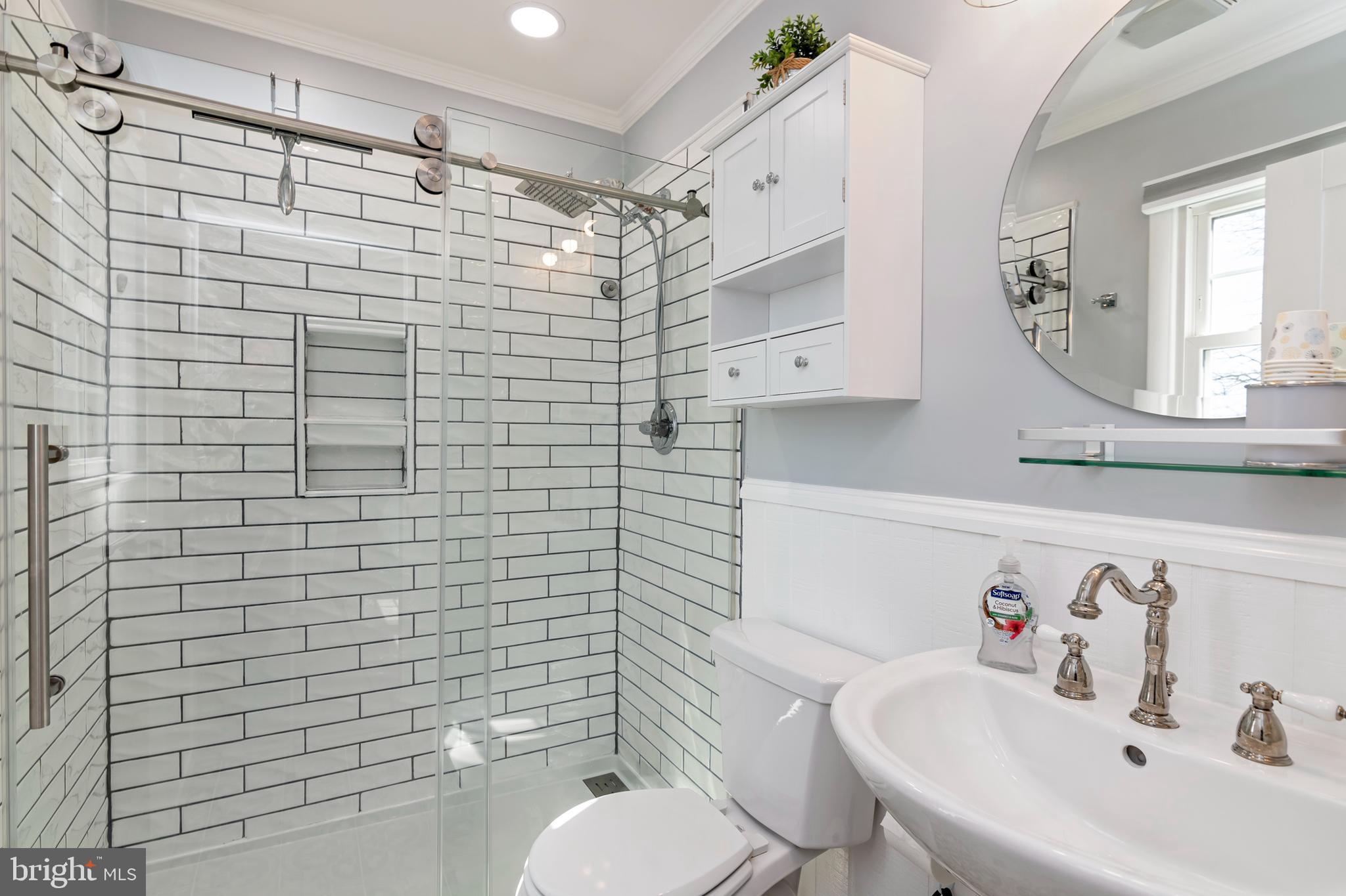 NECK DISTRICT - Residential