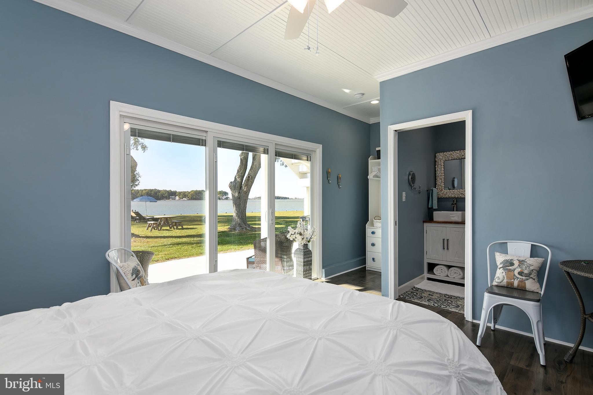 NECK DISTRICT - Residential