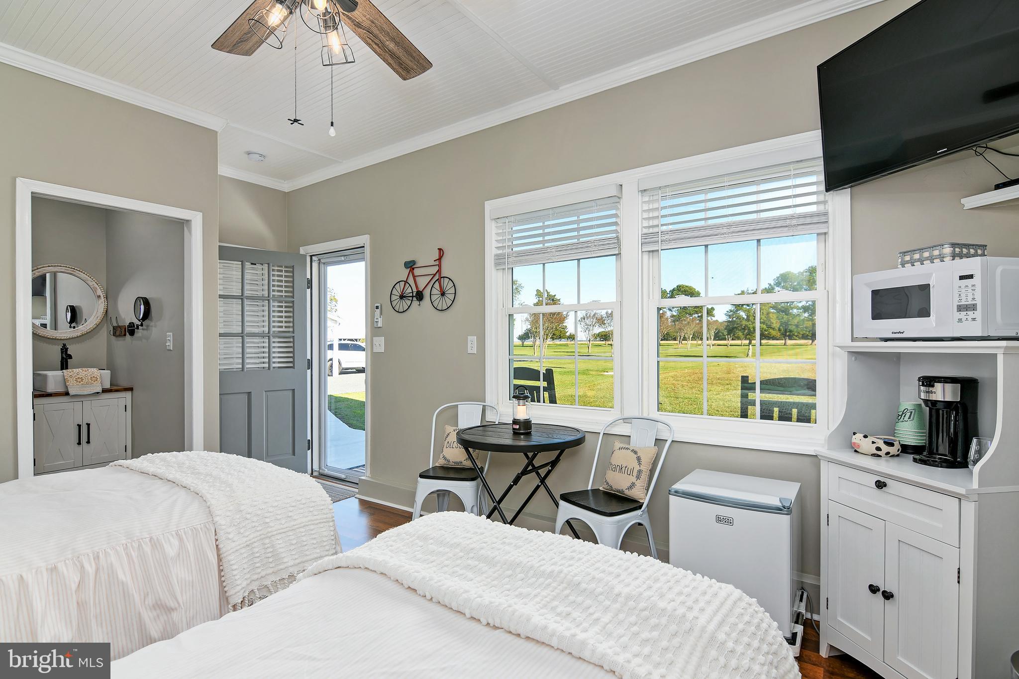 NECK DISTRICT - Residential