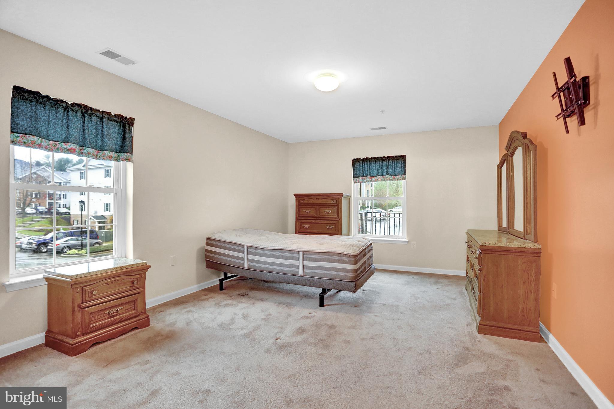 NELLS ACRES - Residential