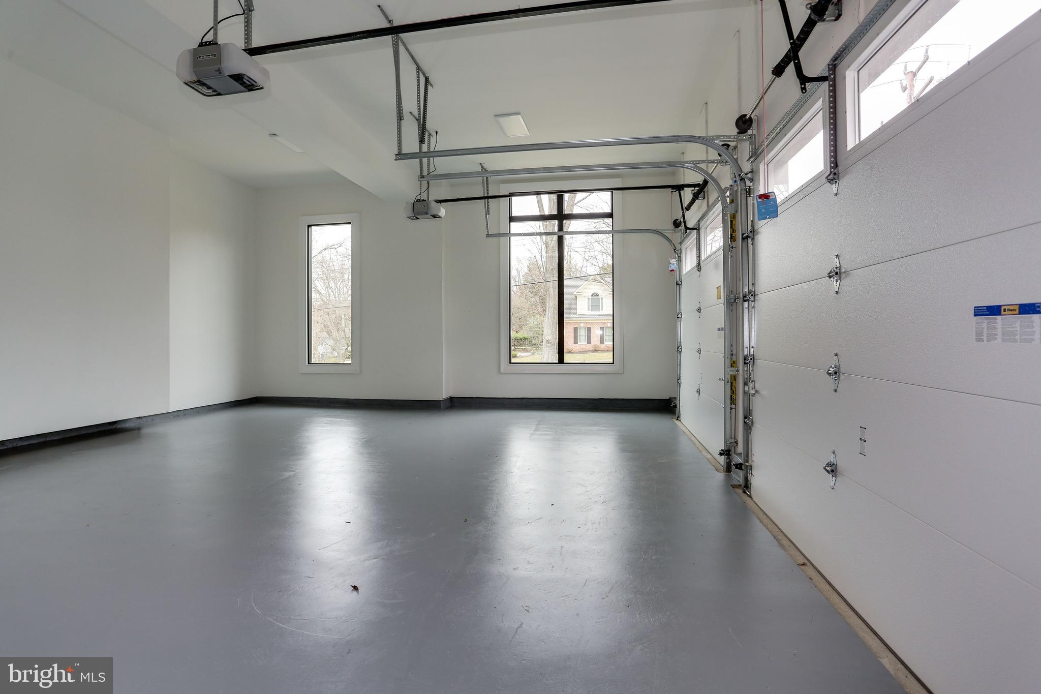 SALONA VILLAGE - Residential