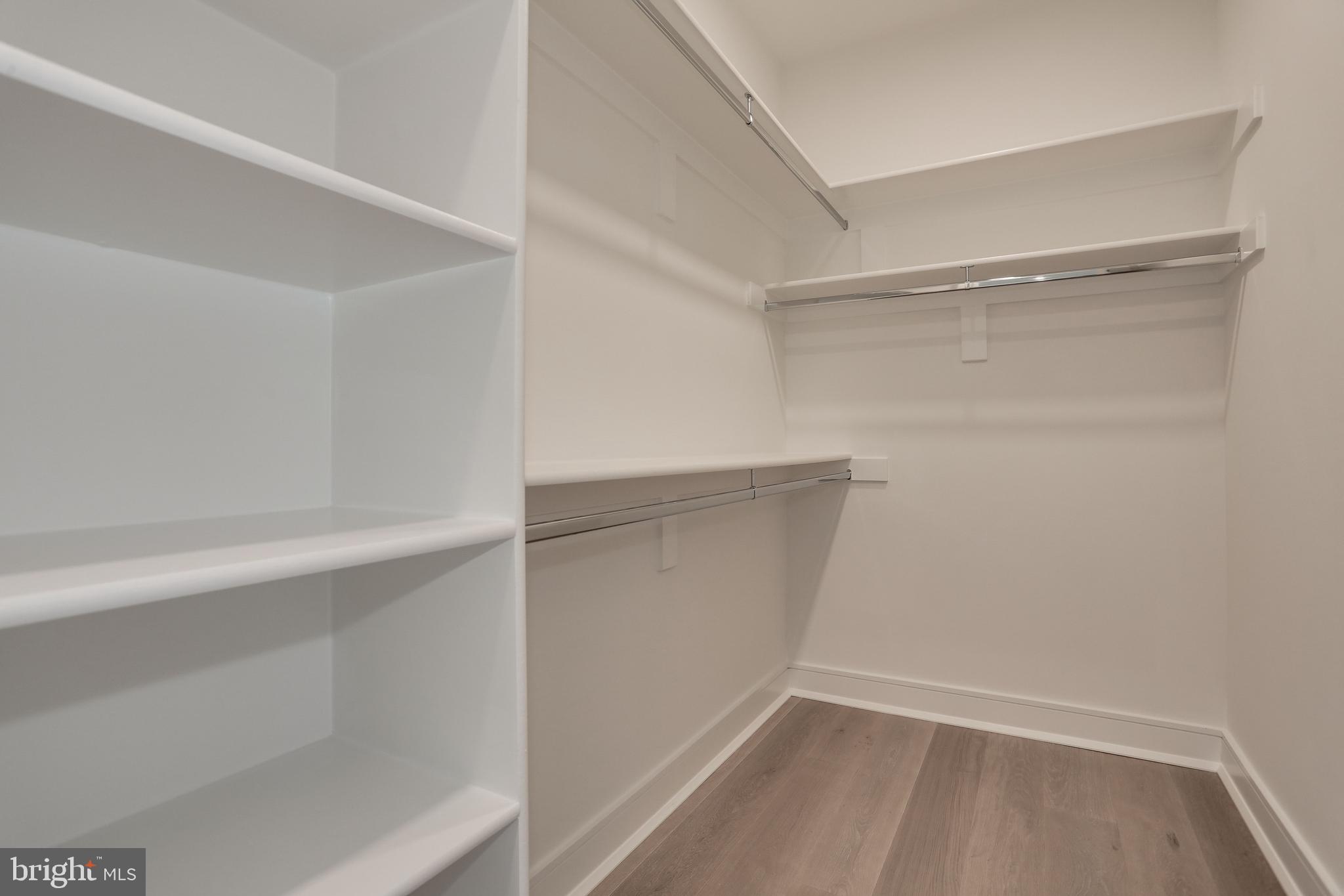 SALONA VILLAGE - Residential