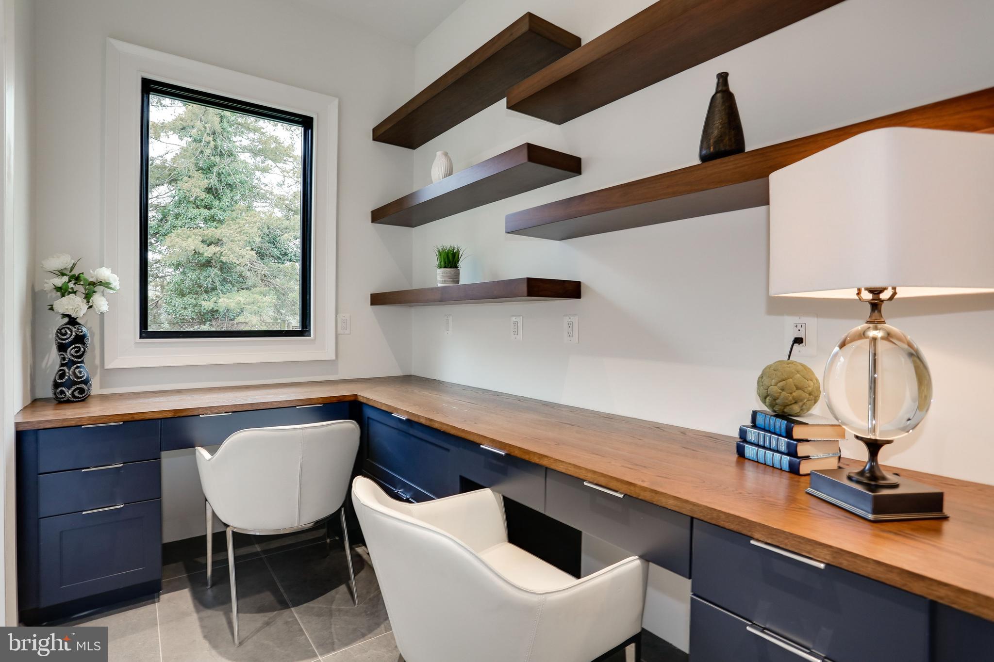 SALONA VILLAGE - Residential