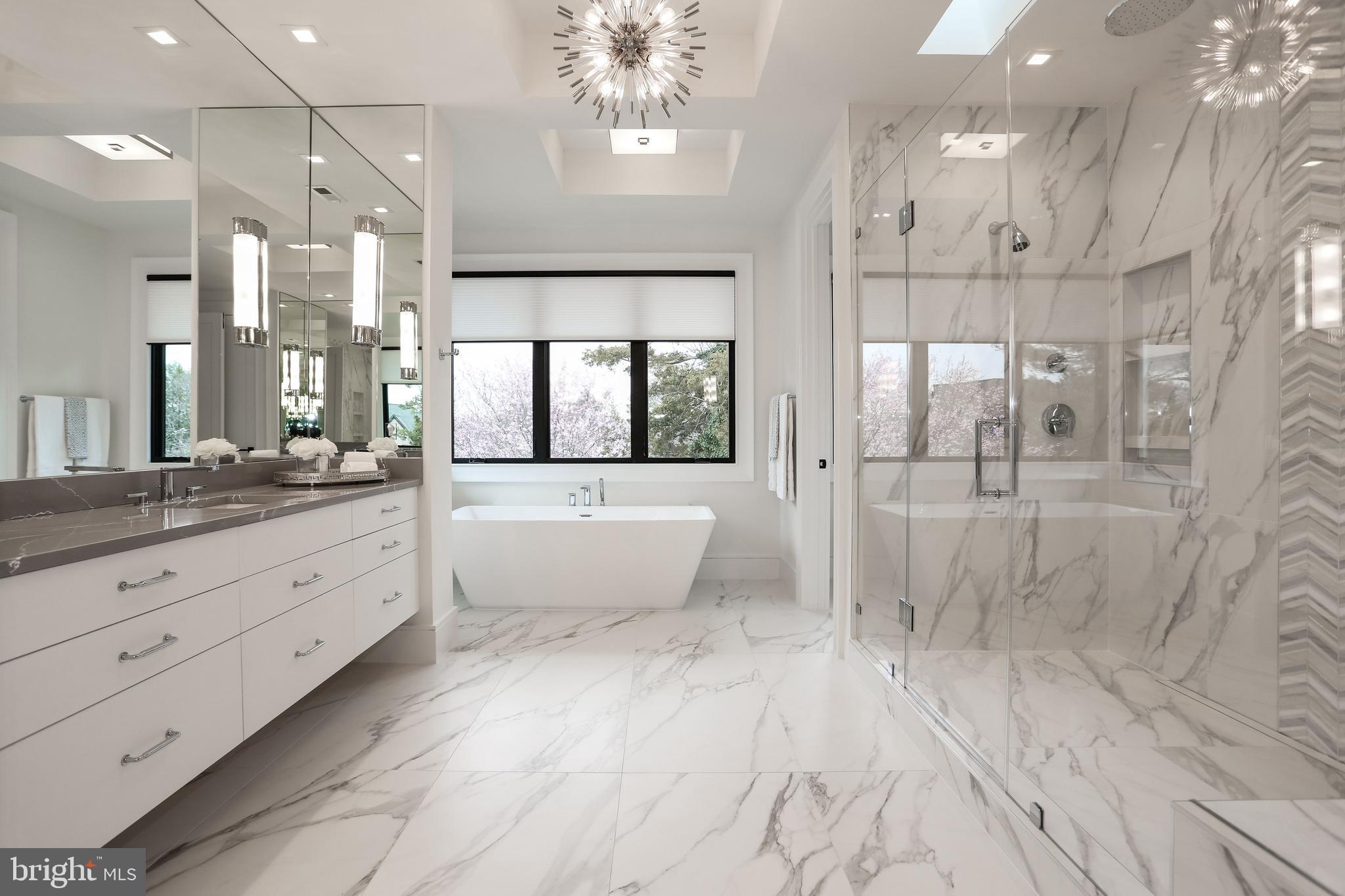 SALONA VILLAGE - Residential