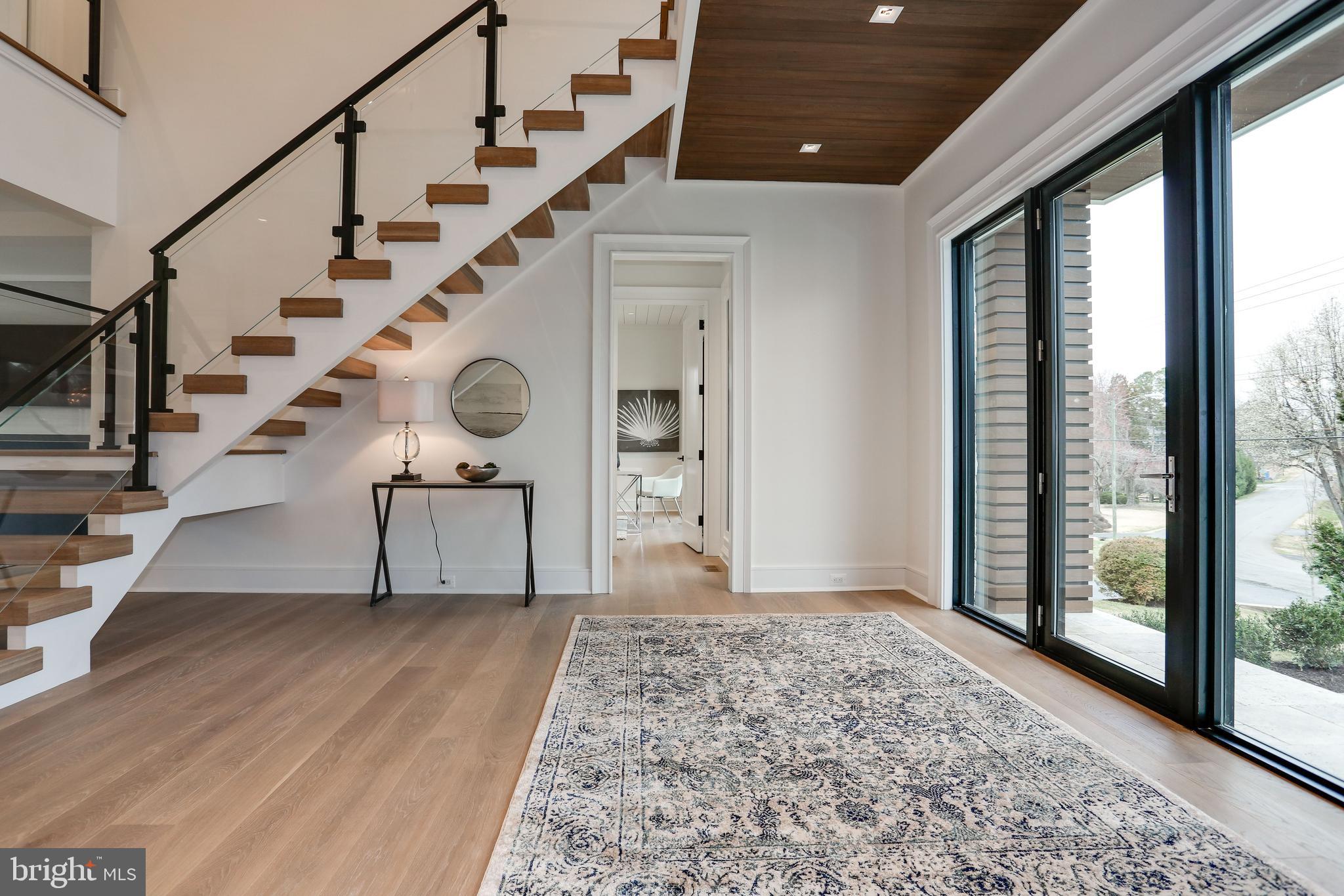 SALONA VILLAGE - Residential