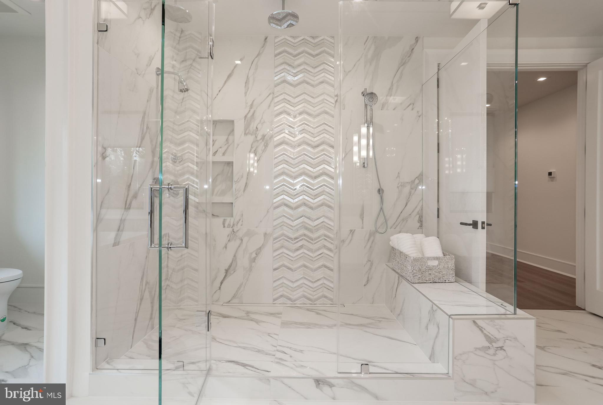 SALONA VILLAGE - Residential