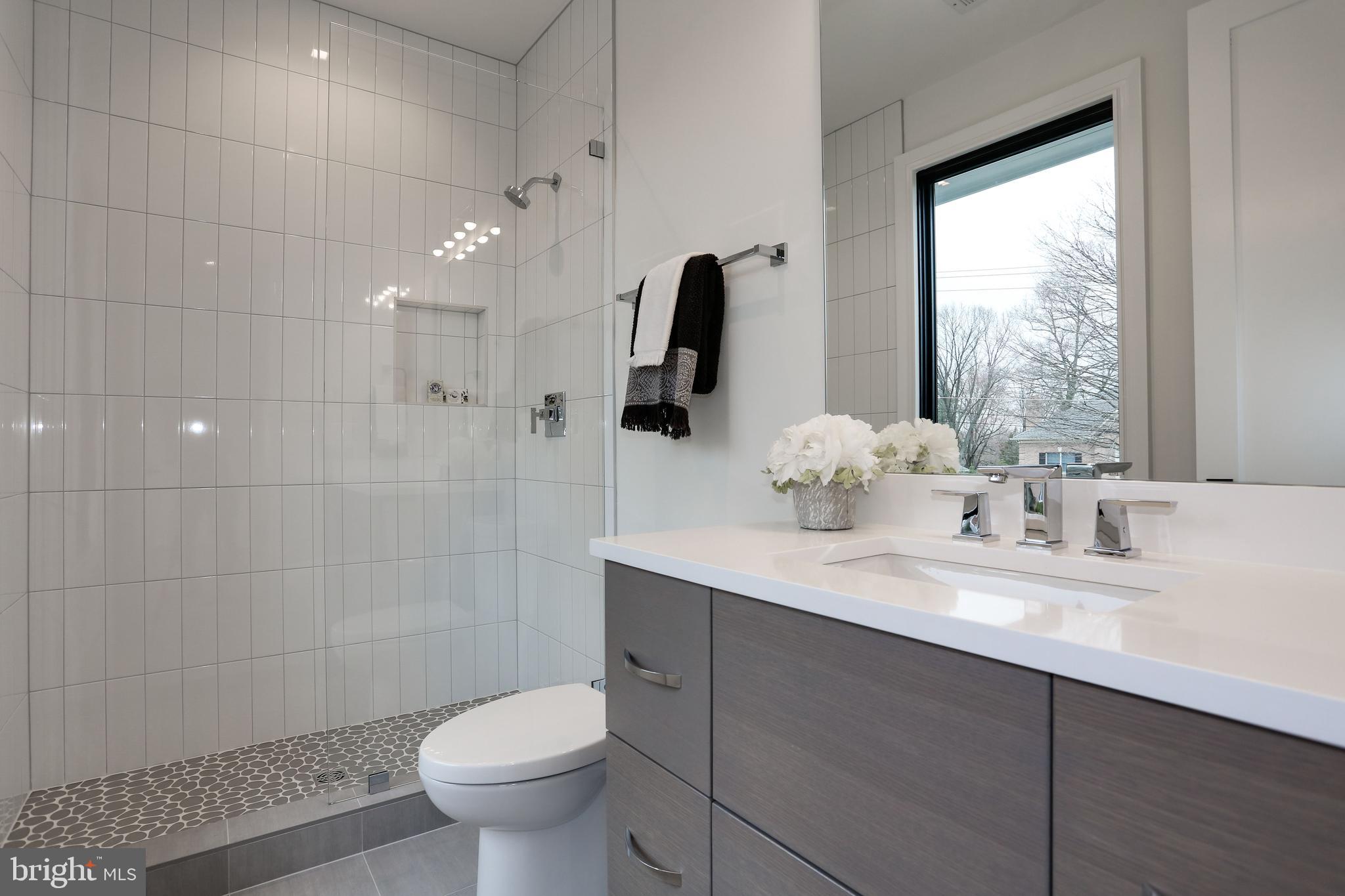 SALONA VILLAGE - Residential