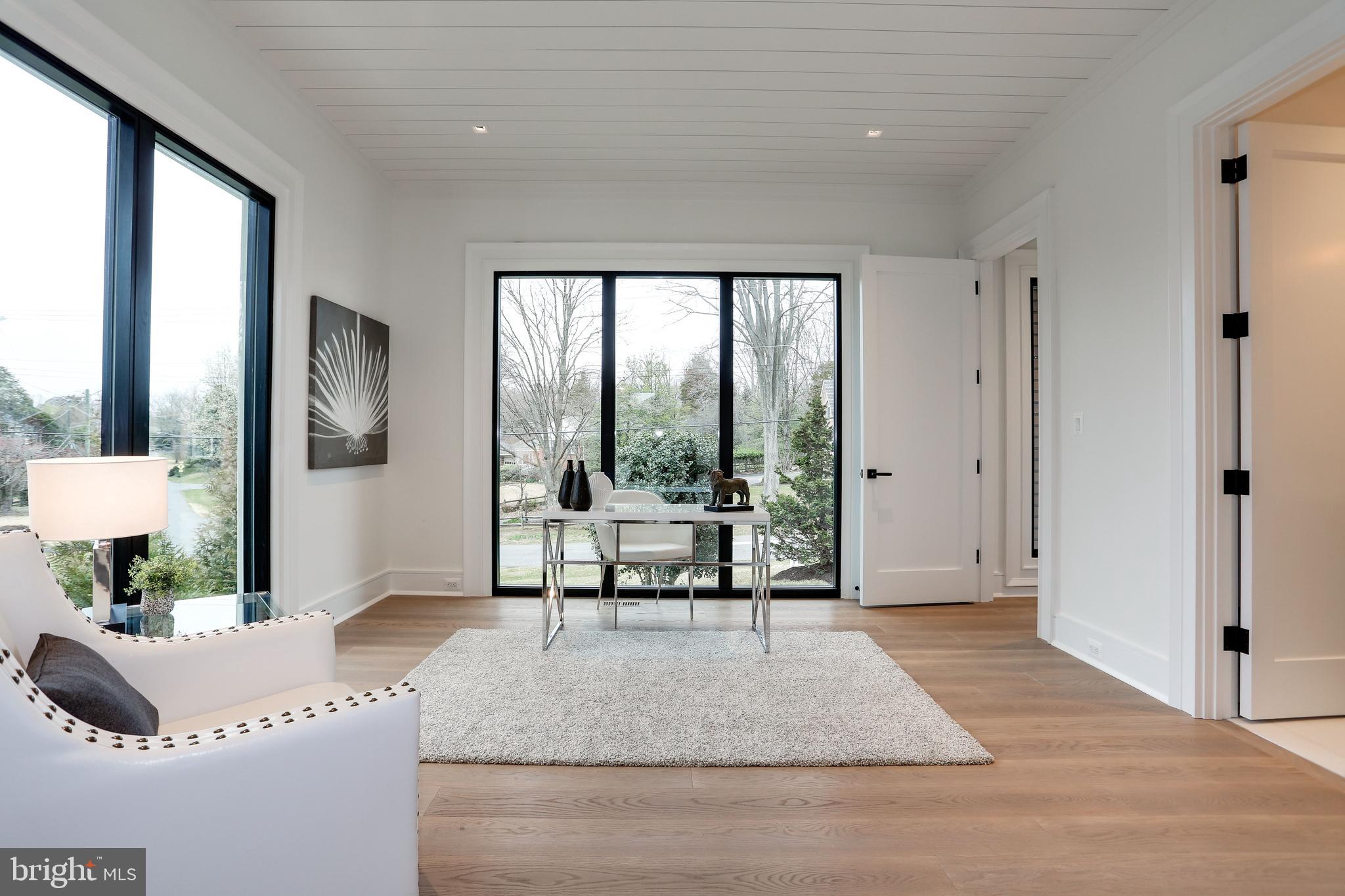 SALONA VILLAGE - Residential