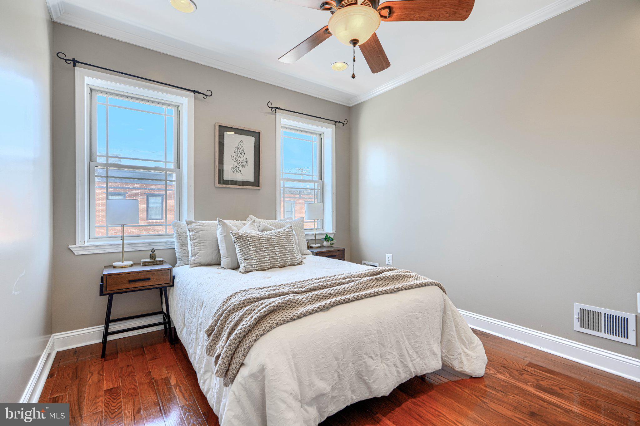 LOCUST POINT - Residential