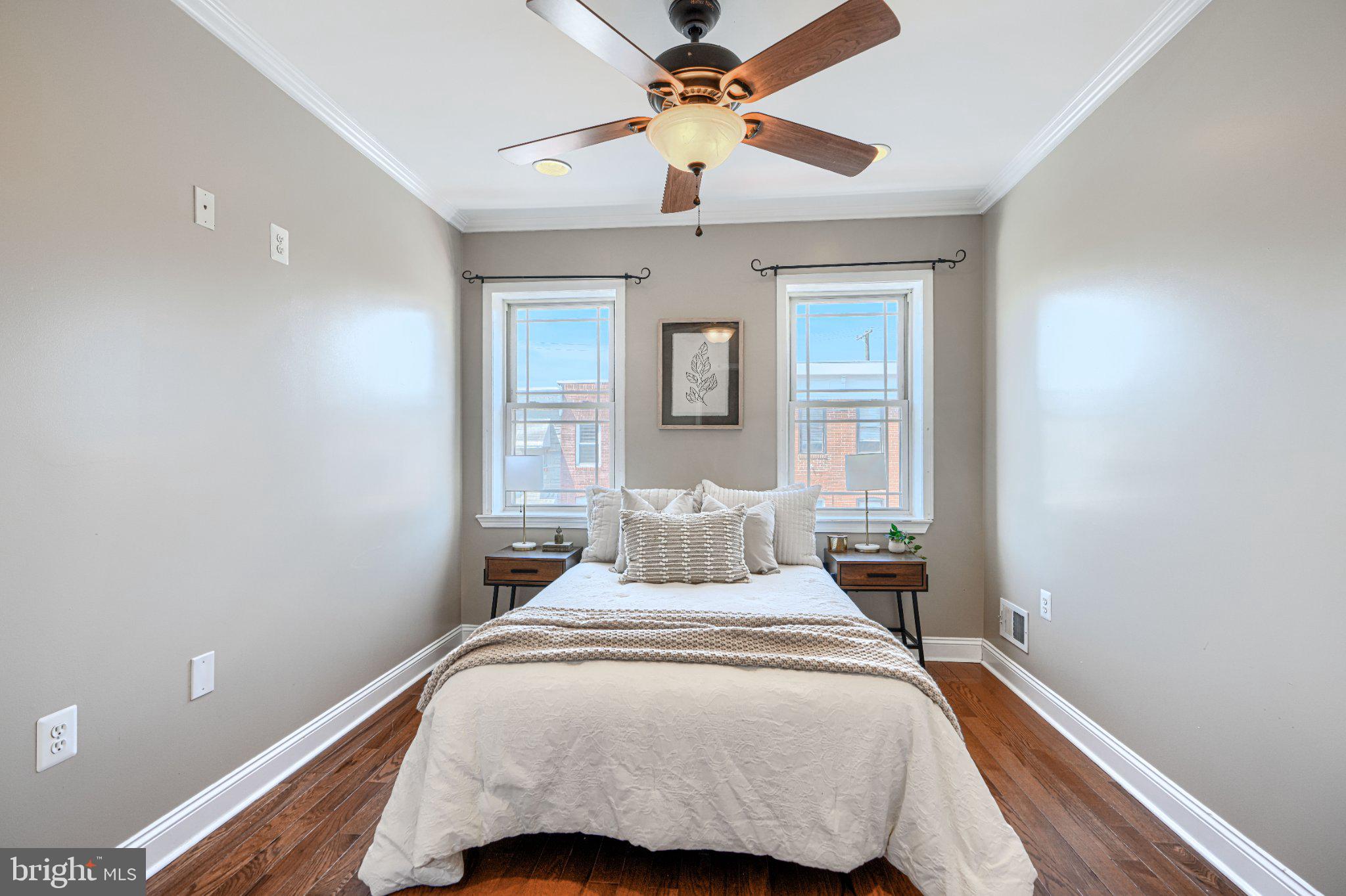 LOCUST POINT - Residential