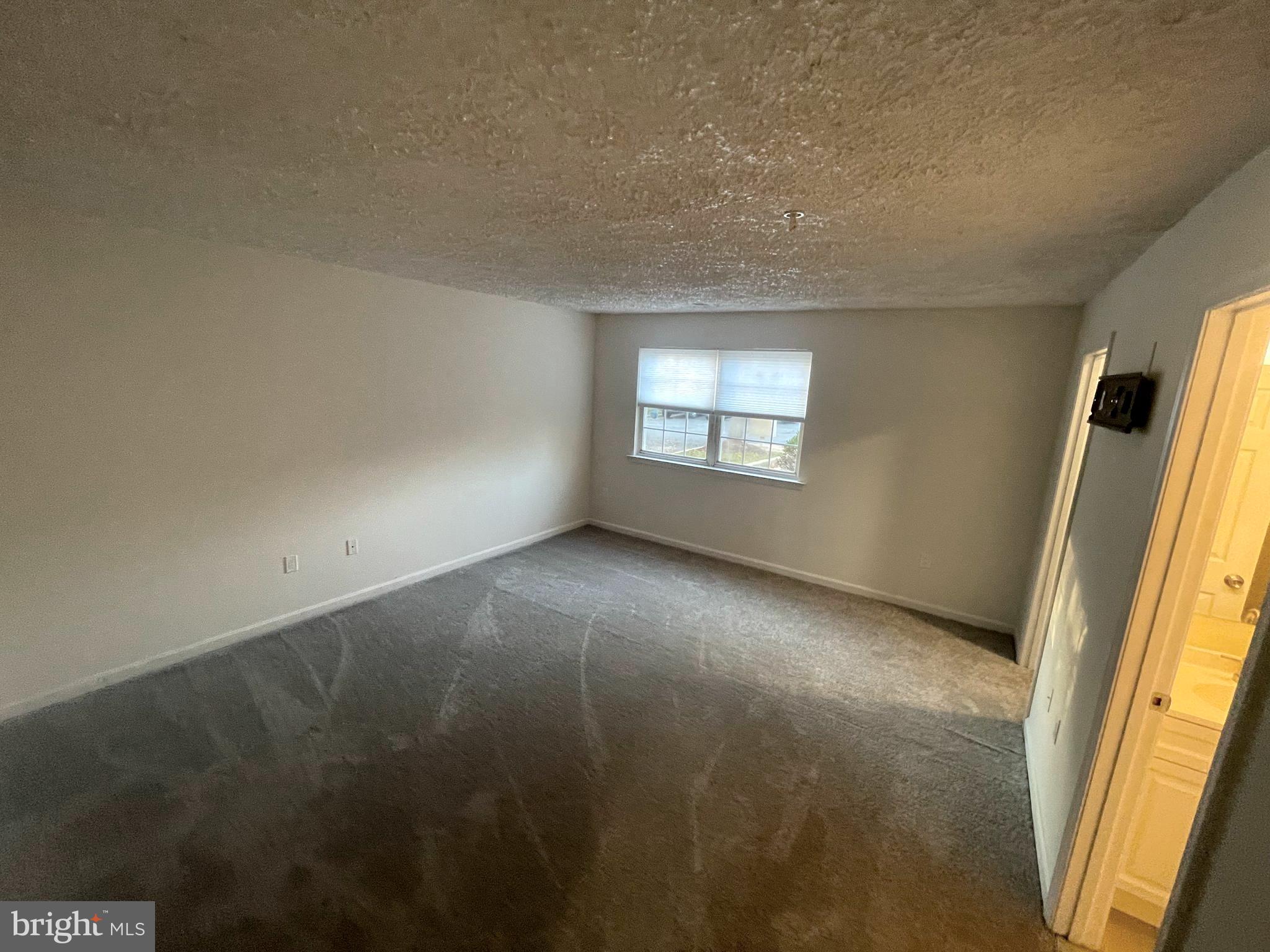 KETTERING OVERLOOK CONDO - Residential