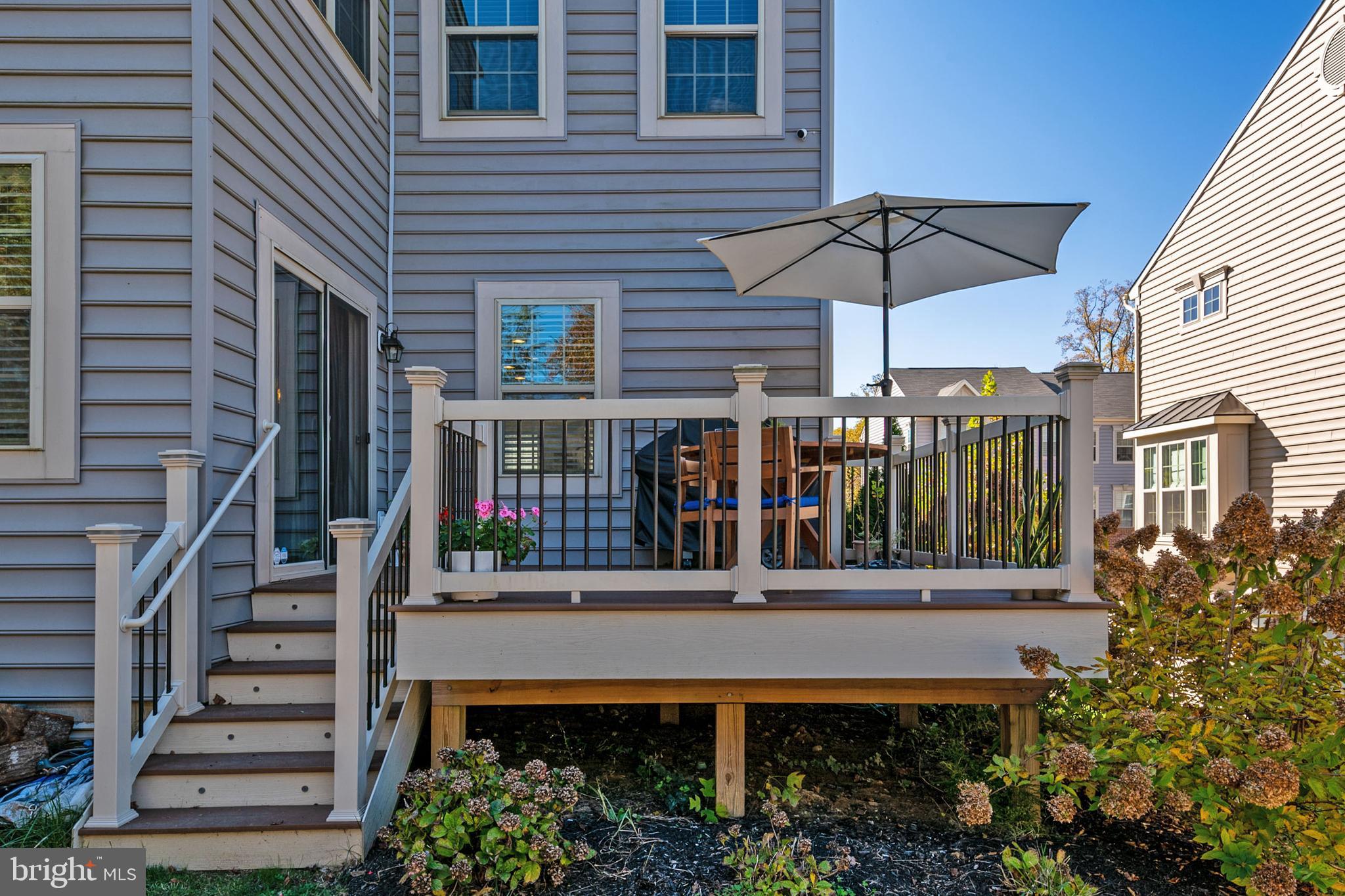 ADMIRALS RIDGE - Residential