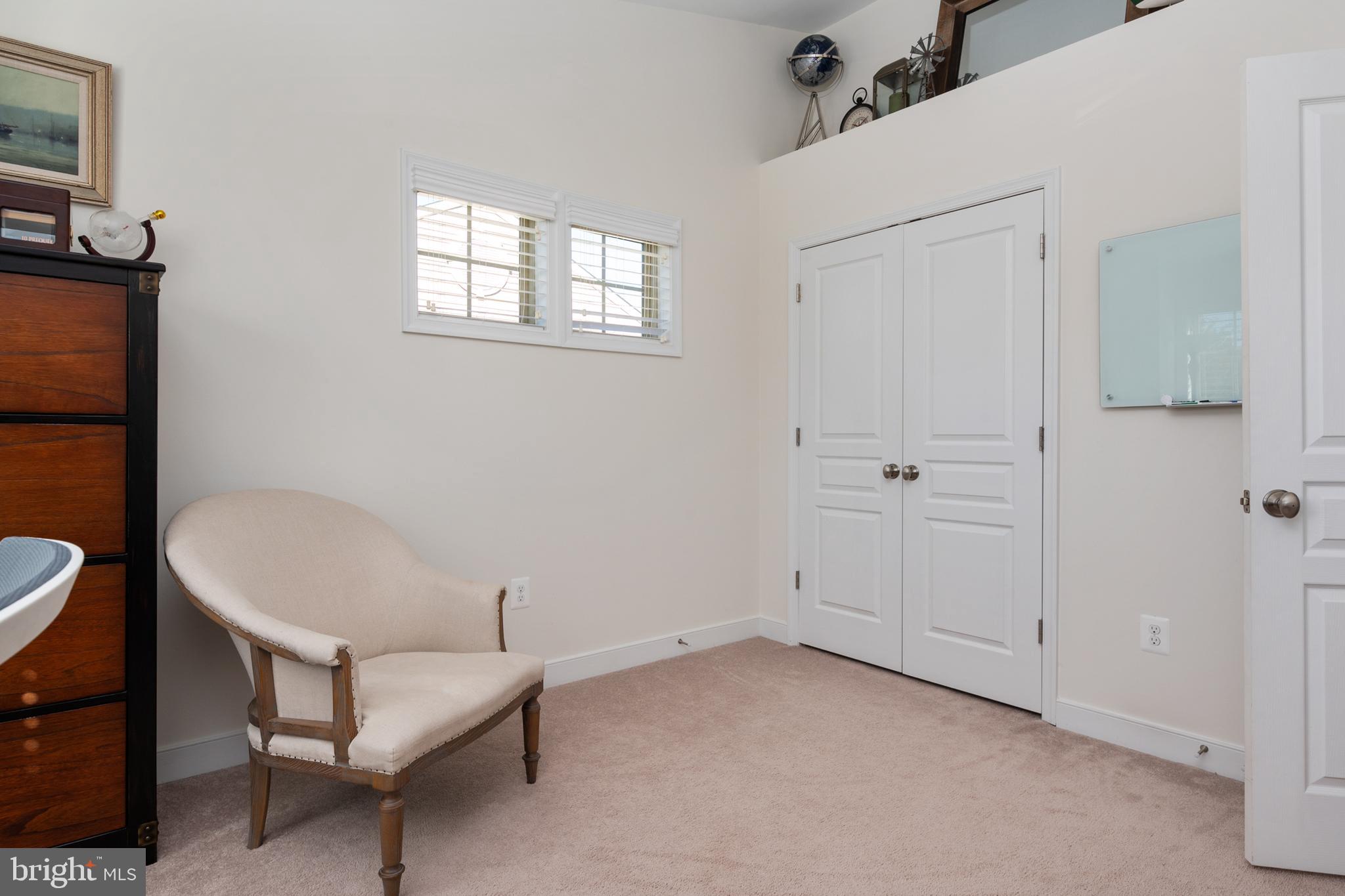 ADMIRALS RIDGE - Residential