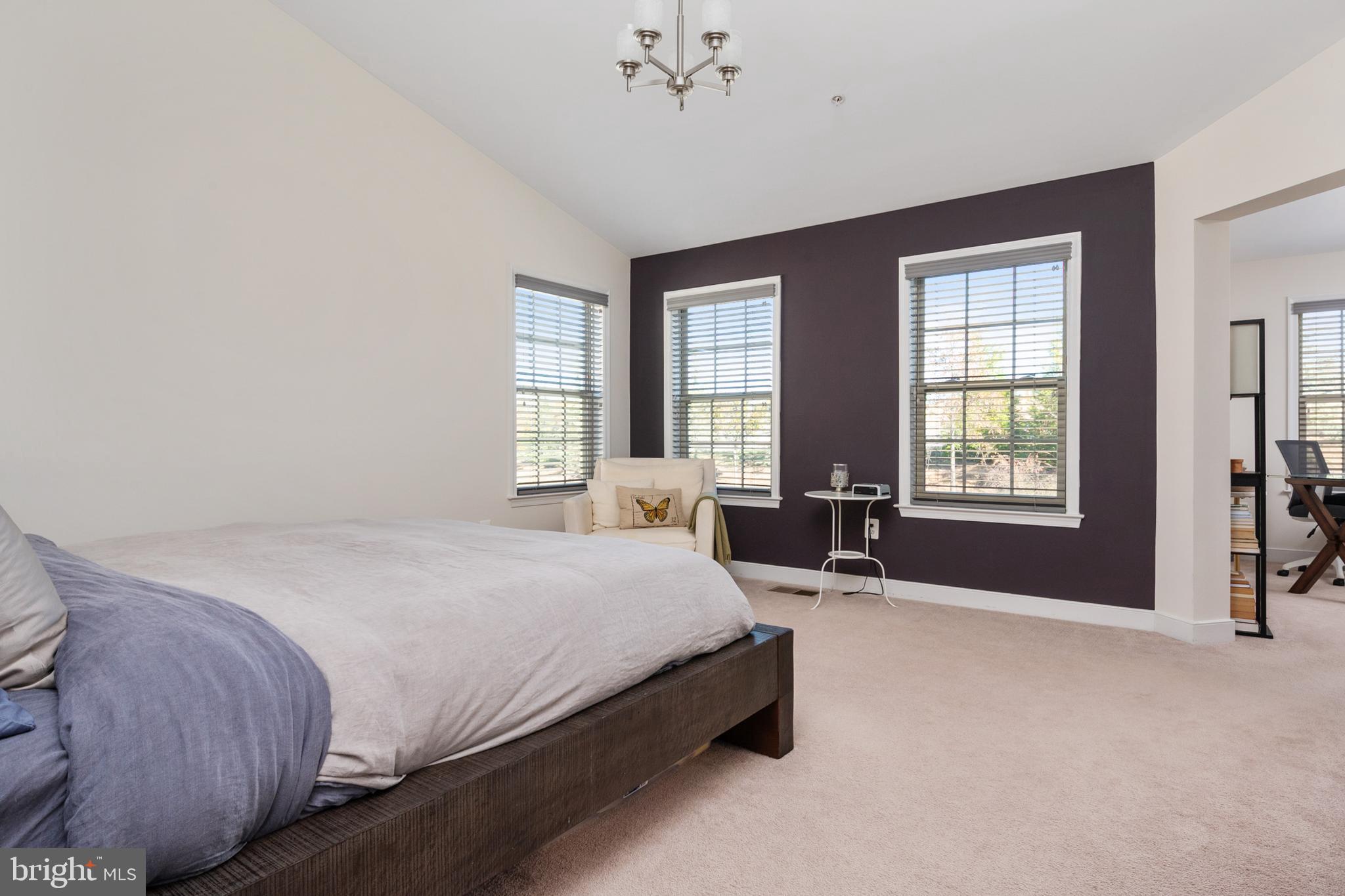 ADMIRALS RIDGE - Residential