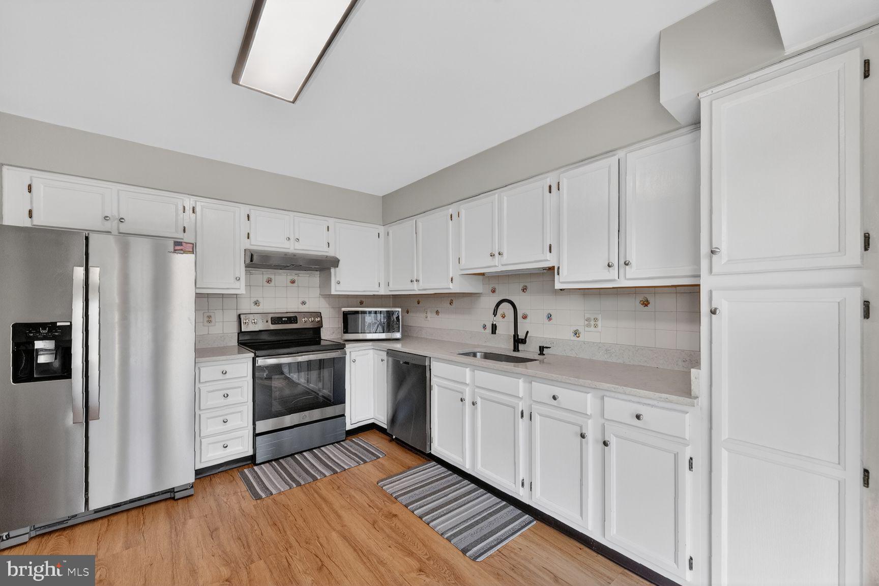 FOX CREEK - Residential