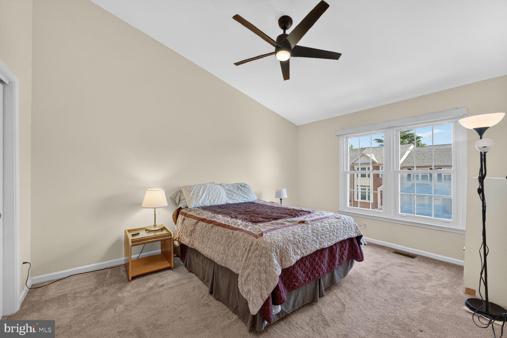 FOX CREEK - Residential
