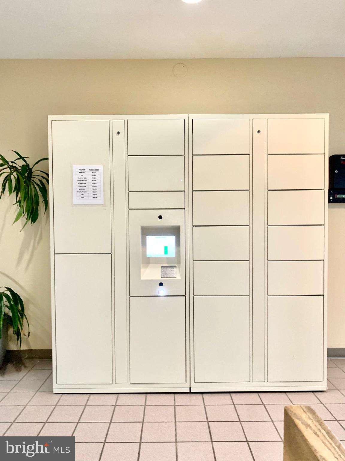 COLUMBIA KNOLL - Residential Lease