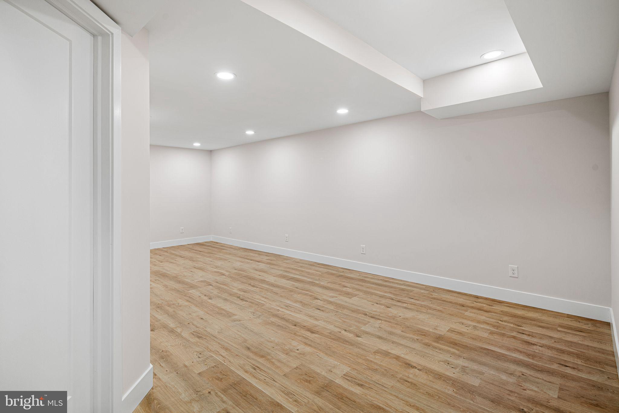 CROOKED CROSSING - Residential