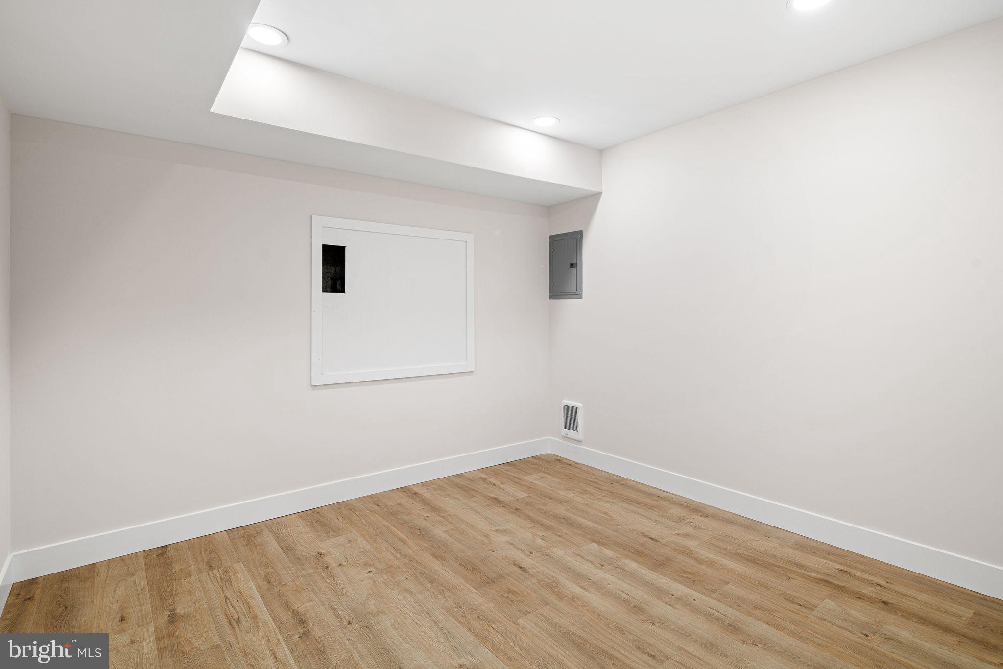 CROOKED CROSSING - Residential