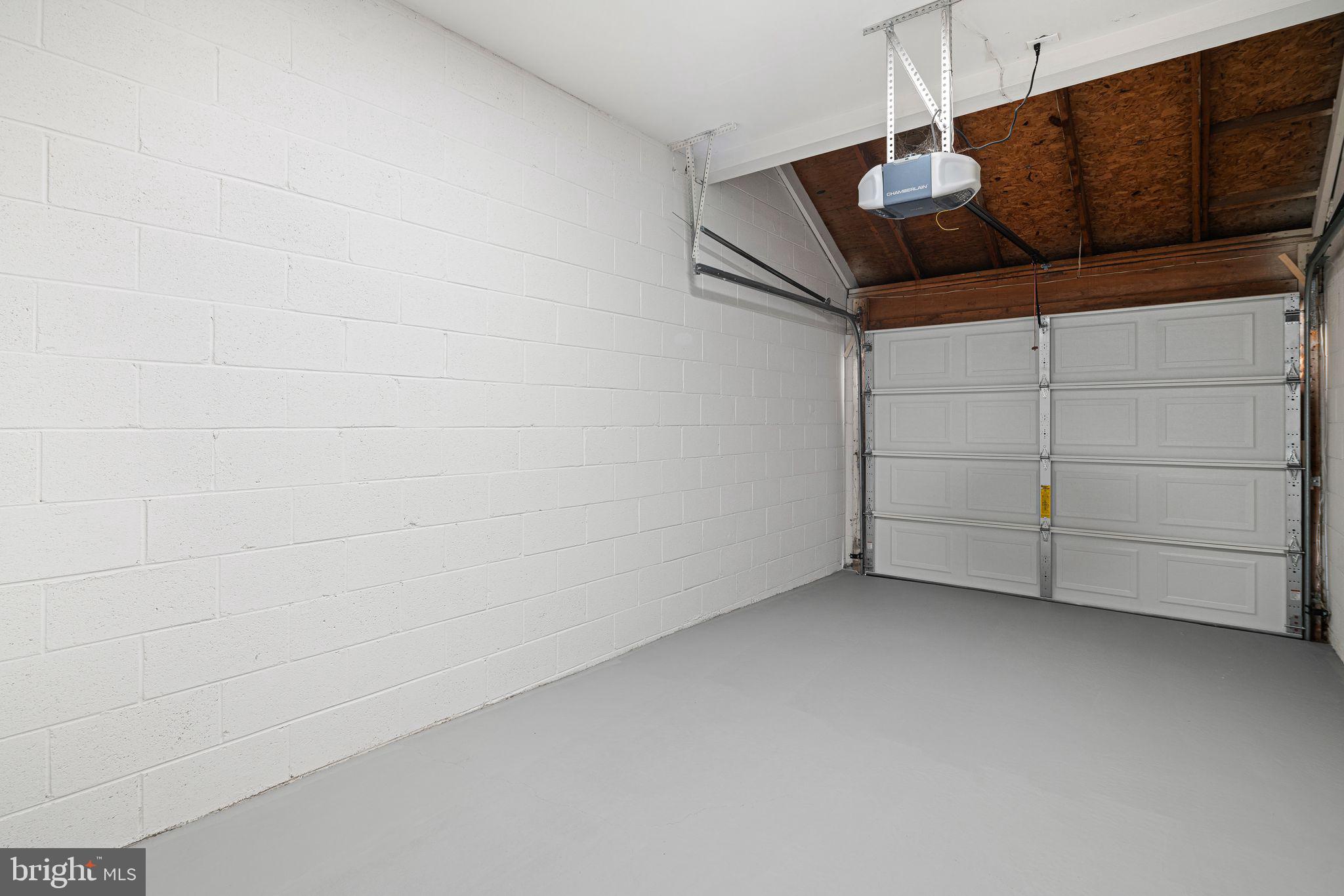 CROOKED CROSSING - Residential