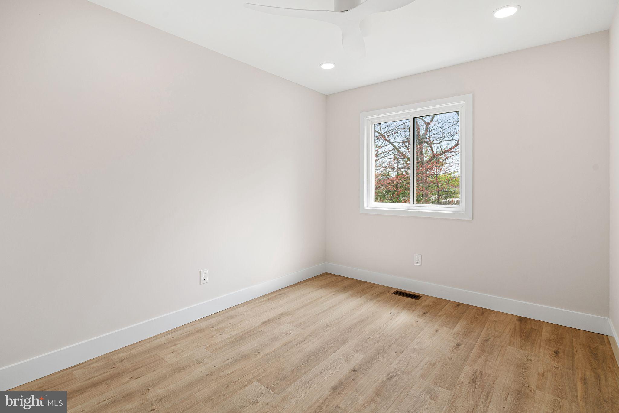 CROOKED CROSSING - Residential