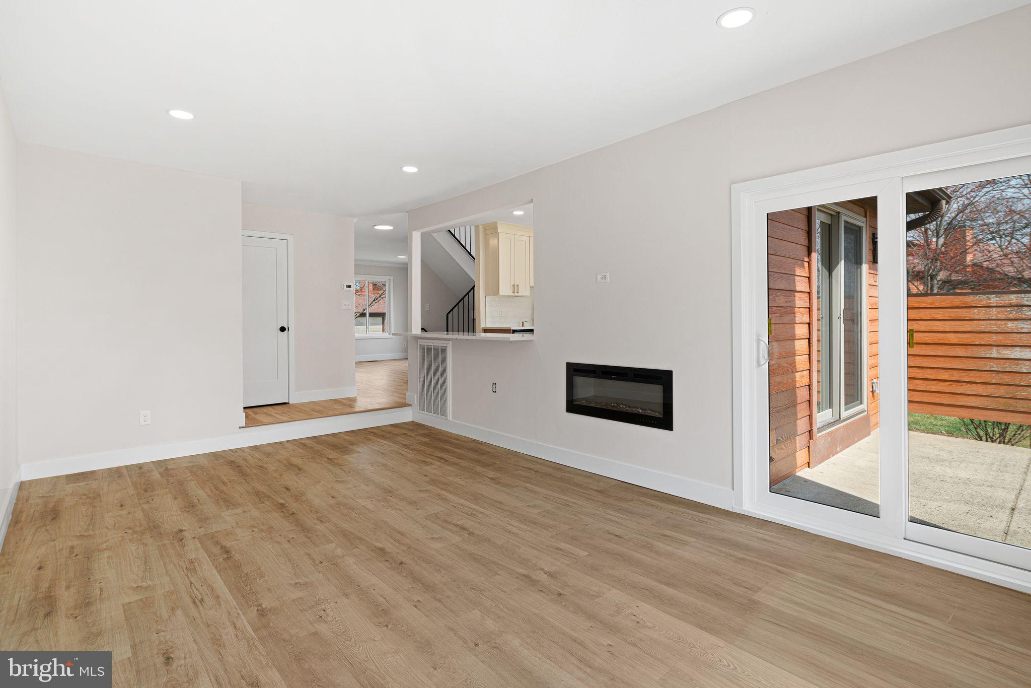 CROOKED CROSSING - Residential